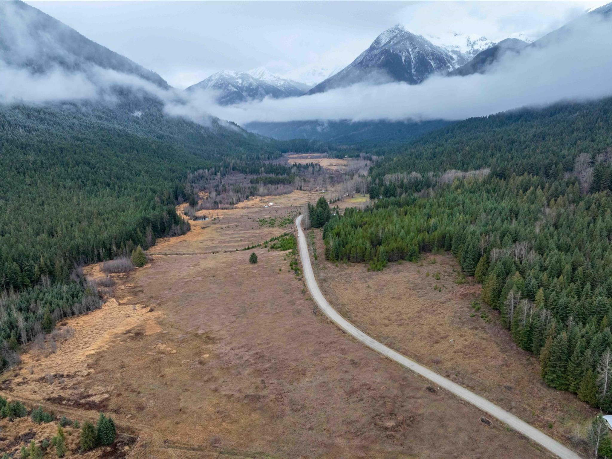 2690 Blackwater Road image 4