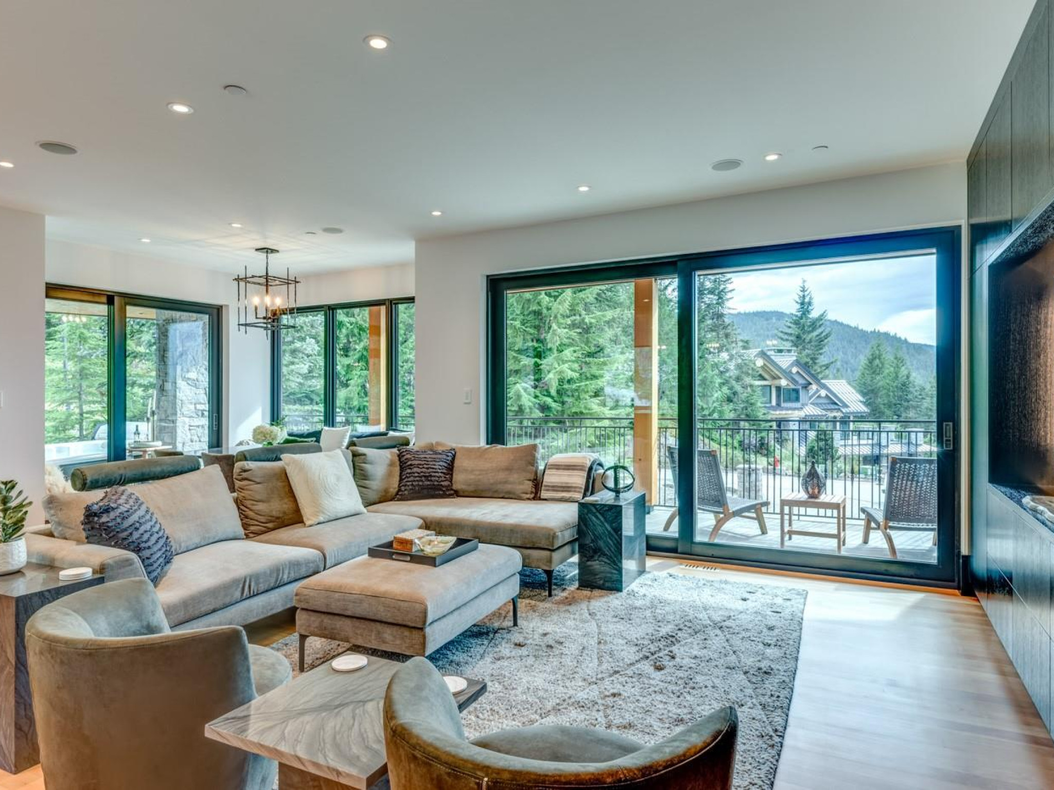 2924 Big Timber Court image 10