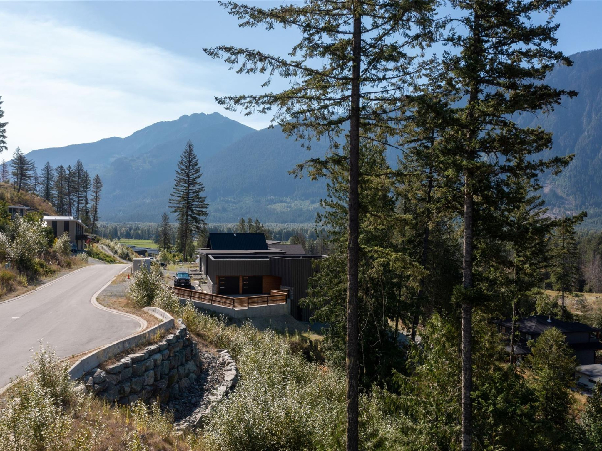 7677 Cerulean Drive image 9