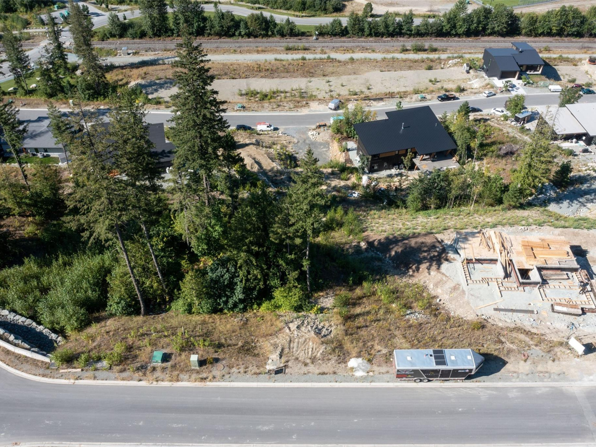 7677 Cerulean Drive image 3