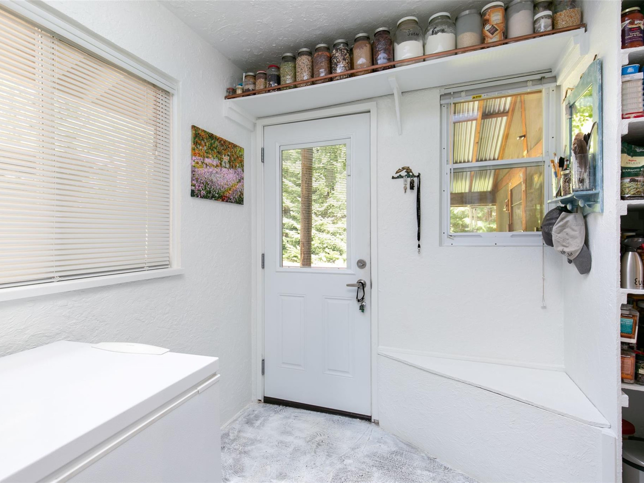 2841 Blackwater Road image 11