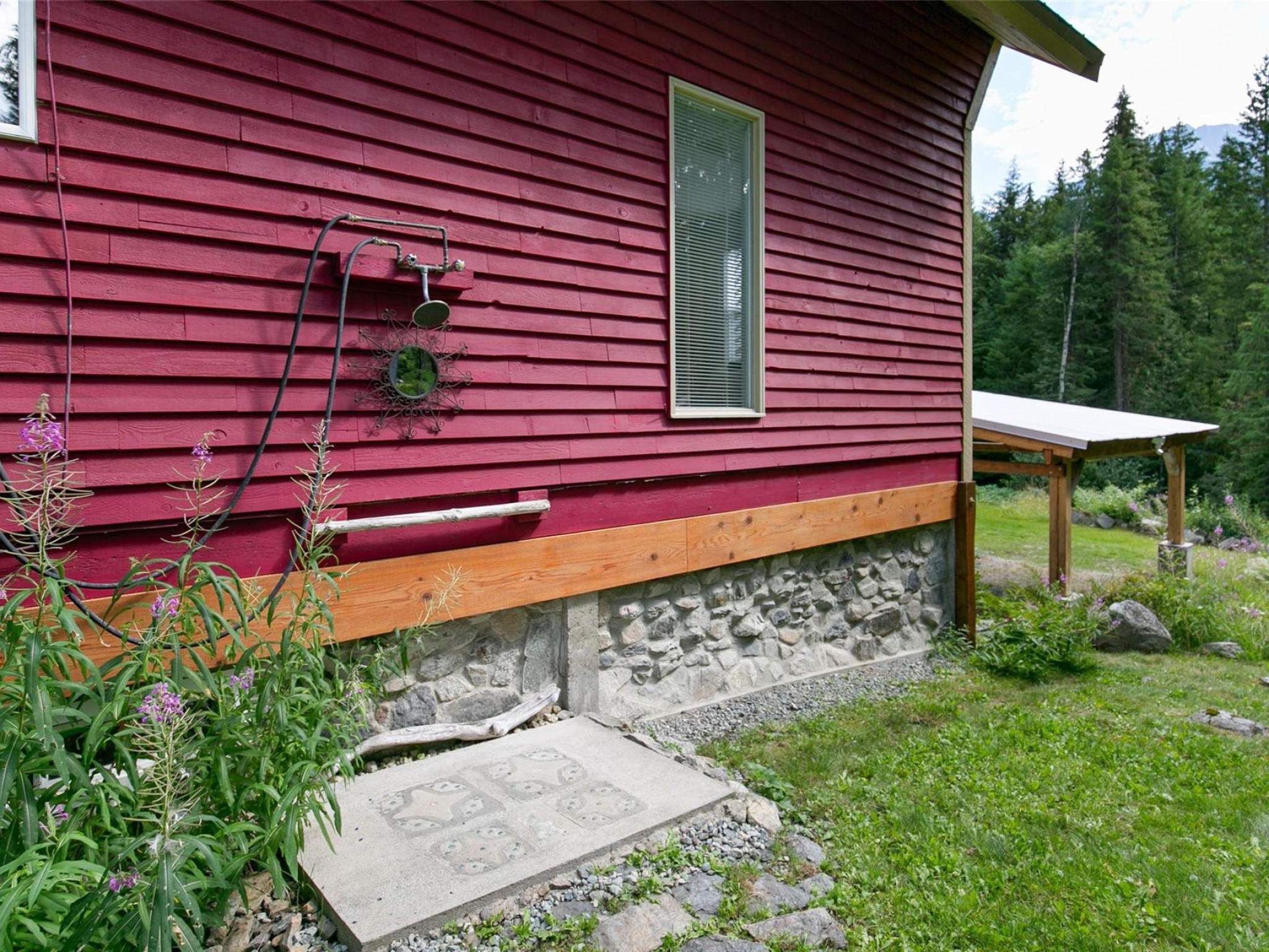 2841 Blackwater Road image 20