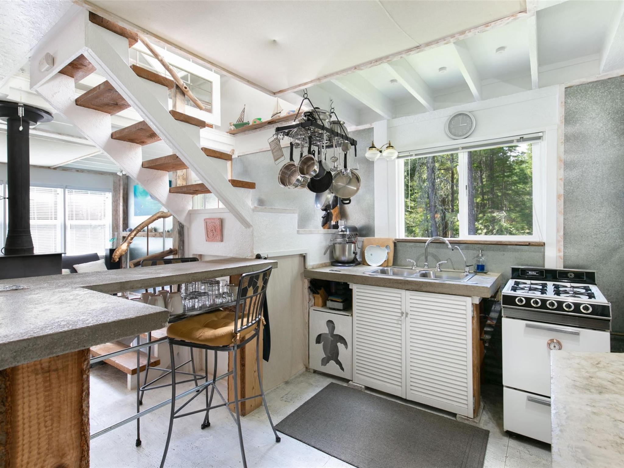 2841 Blackwater Road image 3