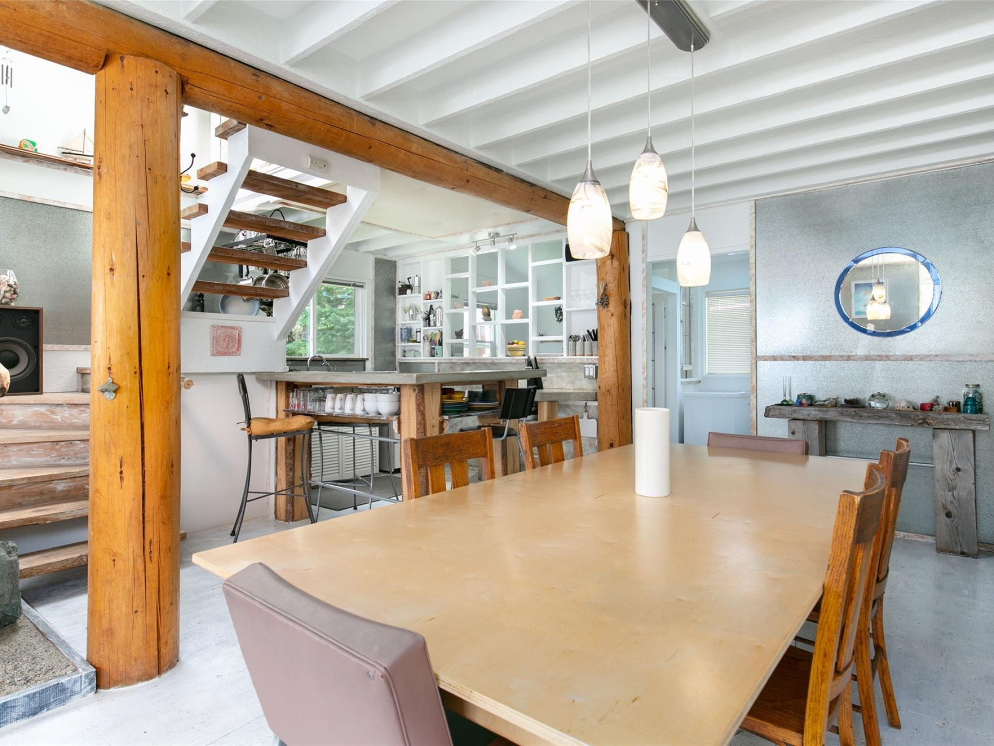 2841 Blackwater Road image 4