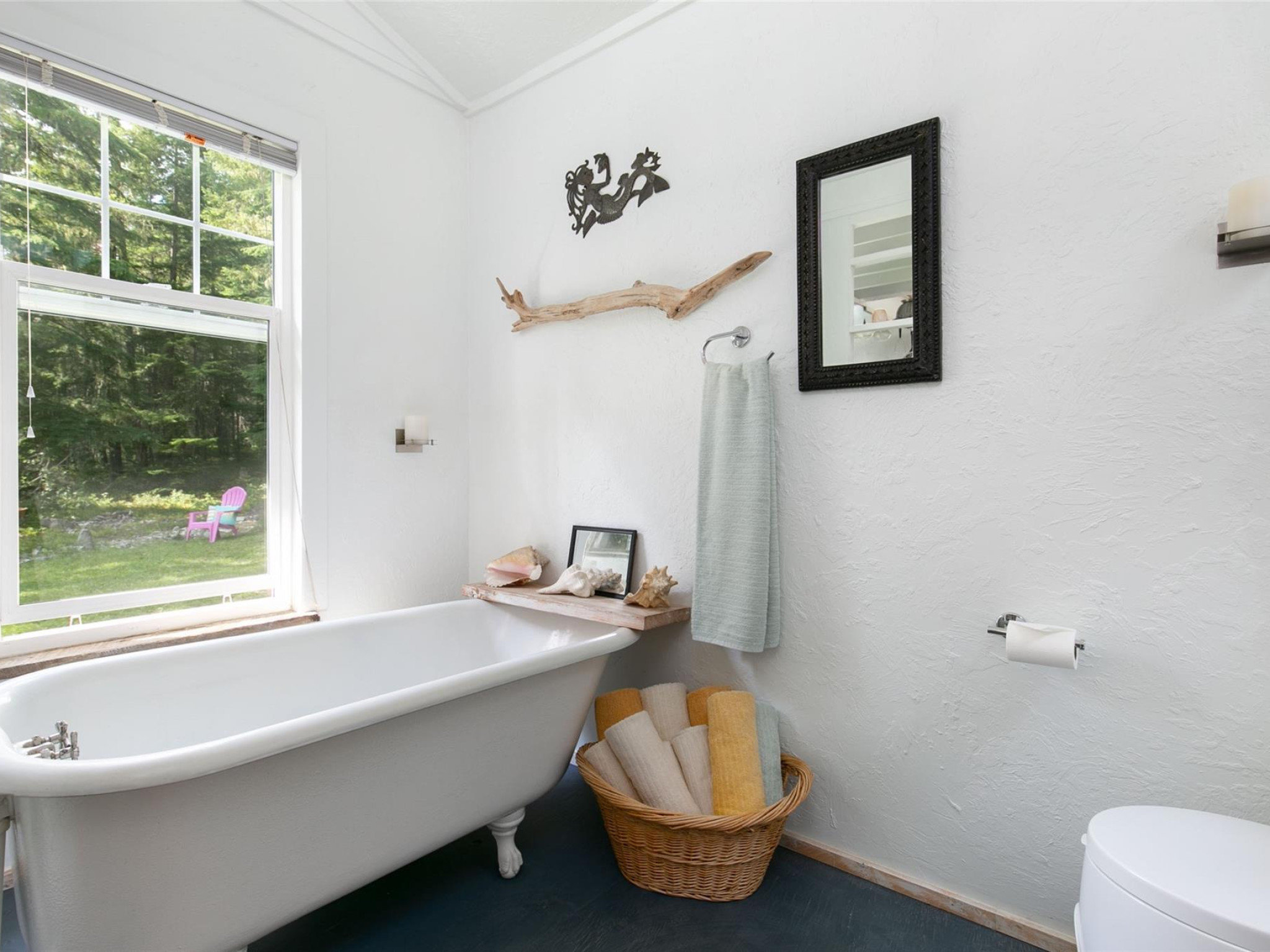 2841 Blackwater Road image 7