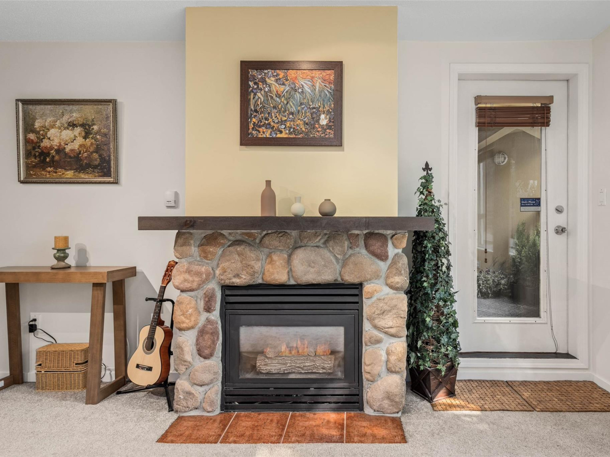 203-4314 Main Street image 2