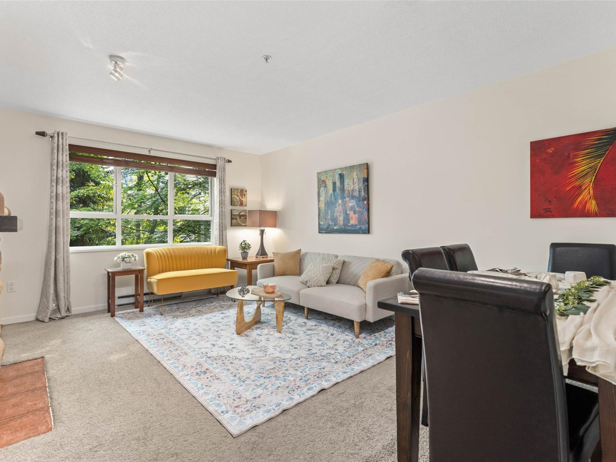 203-4314 Main Street image 3