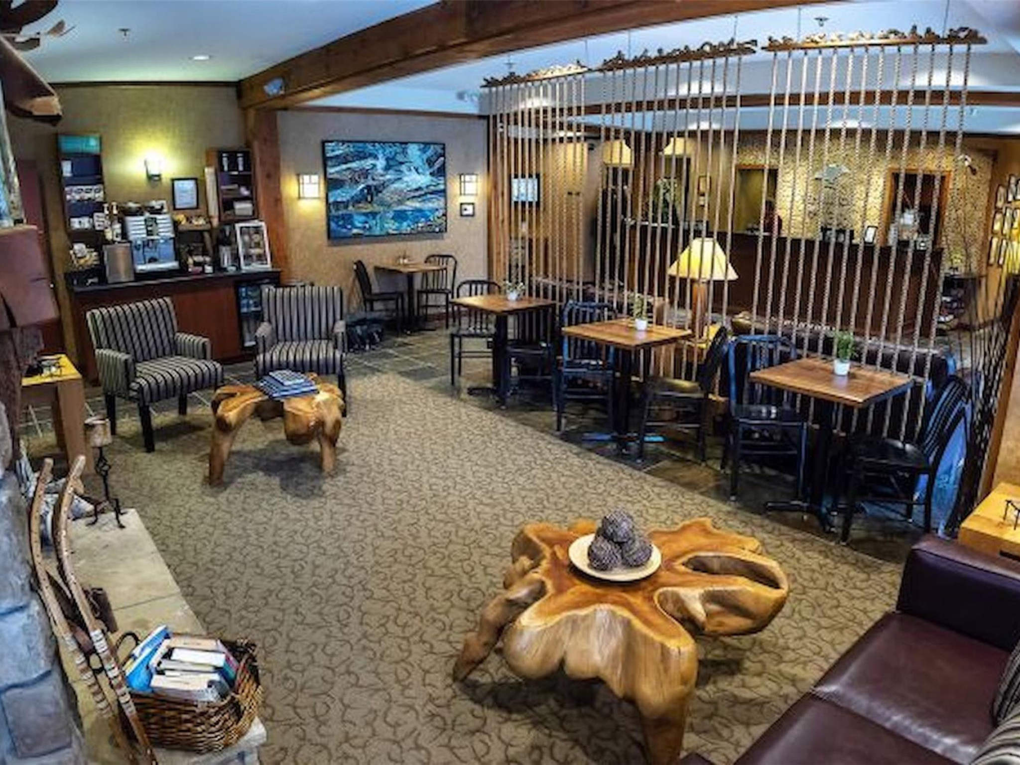 324-1490 Highway 99 image 6