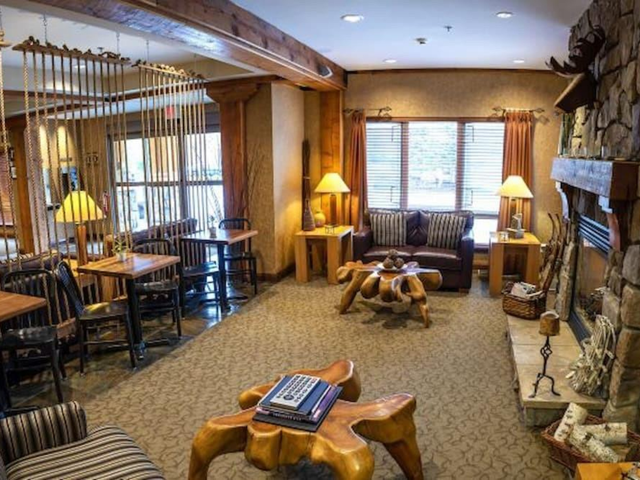 324-1490 Highway 99 image 7