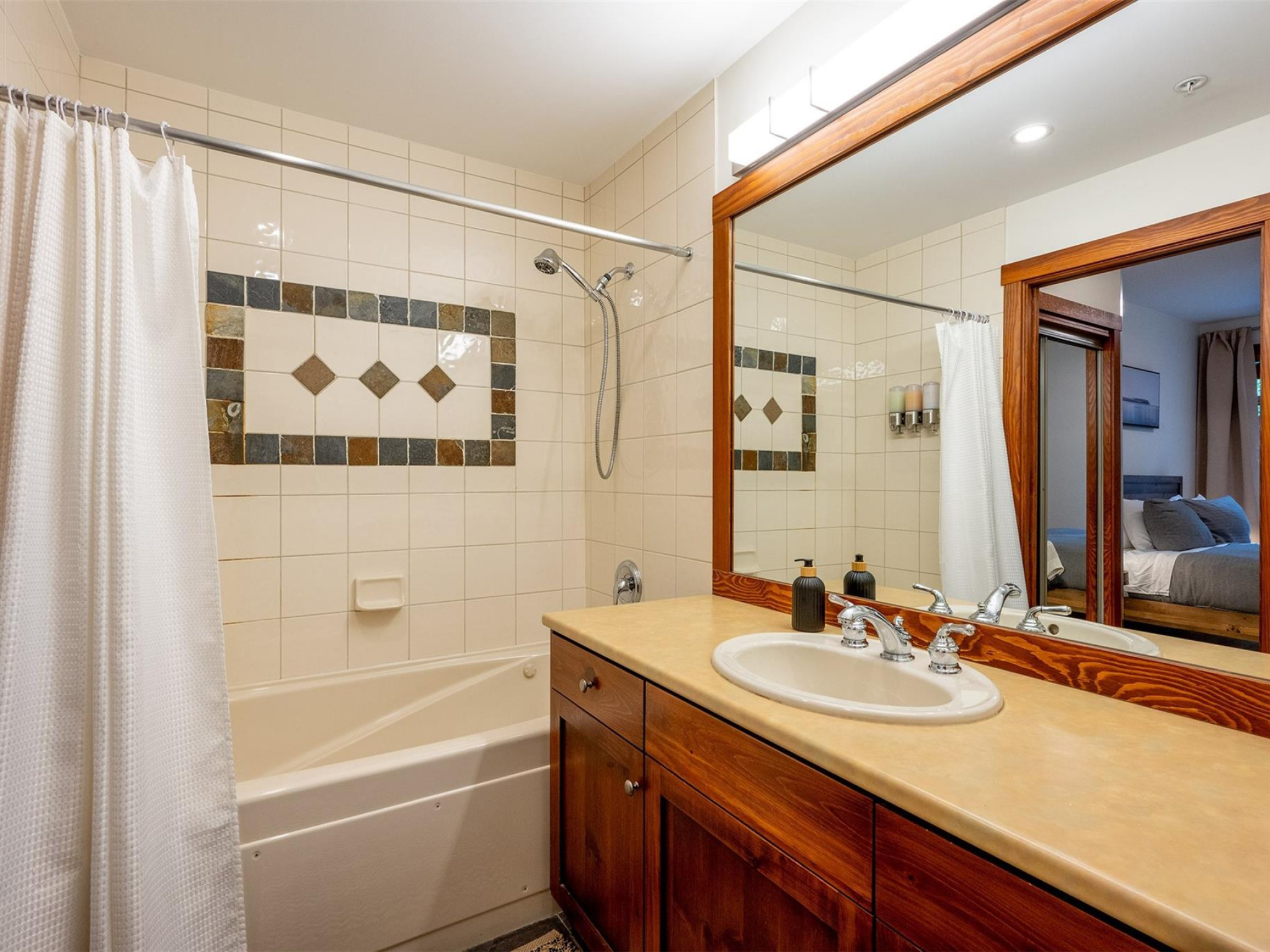 4-2301 Taluswood Place image 15