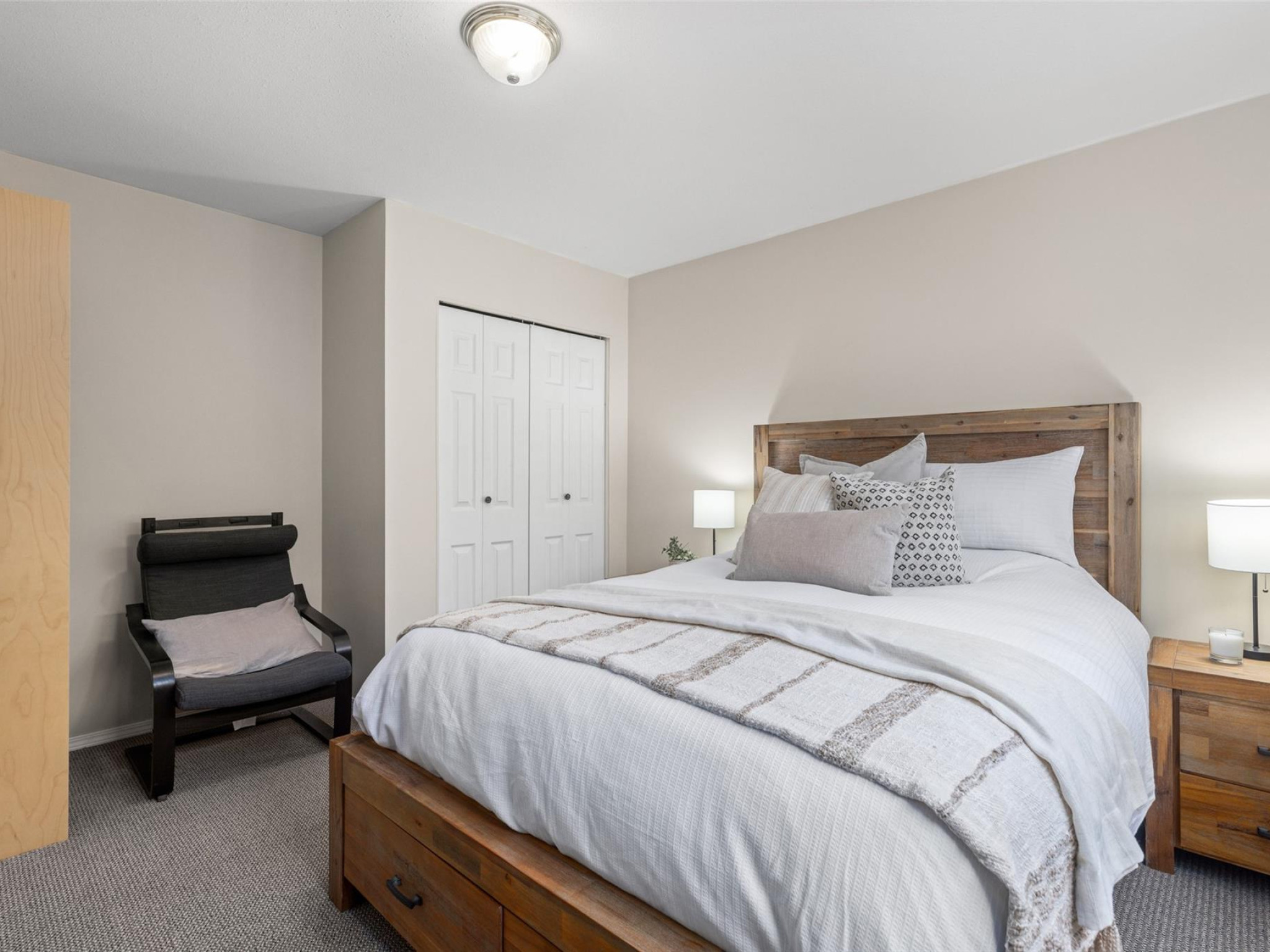 7391 Larch Street image 10