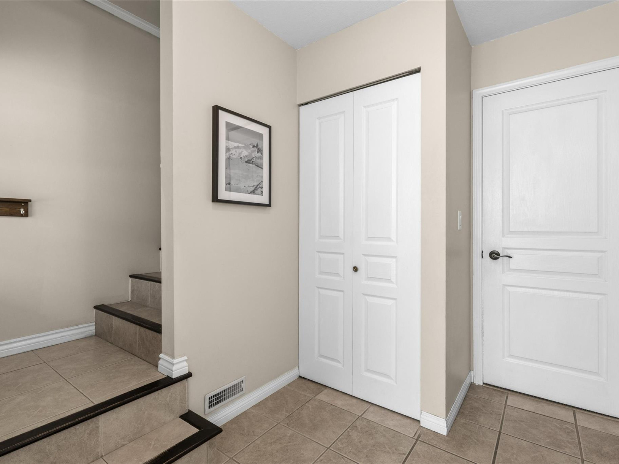 7391 Larch Street image 24