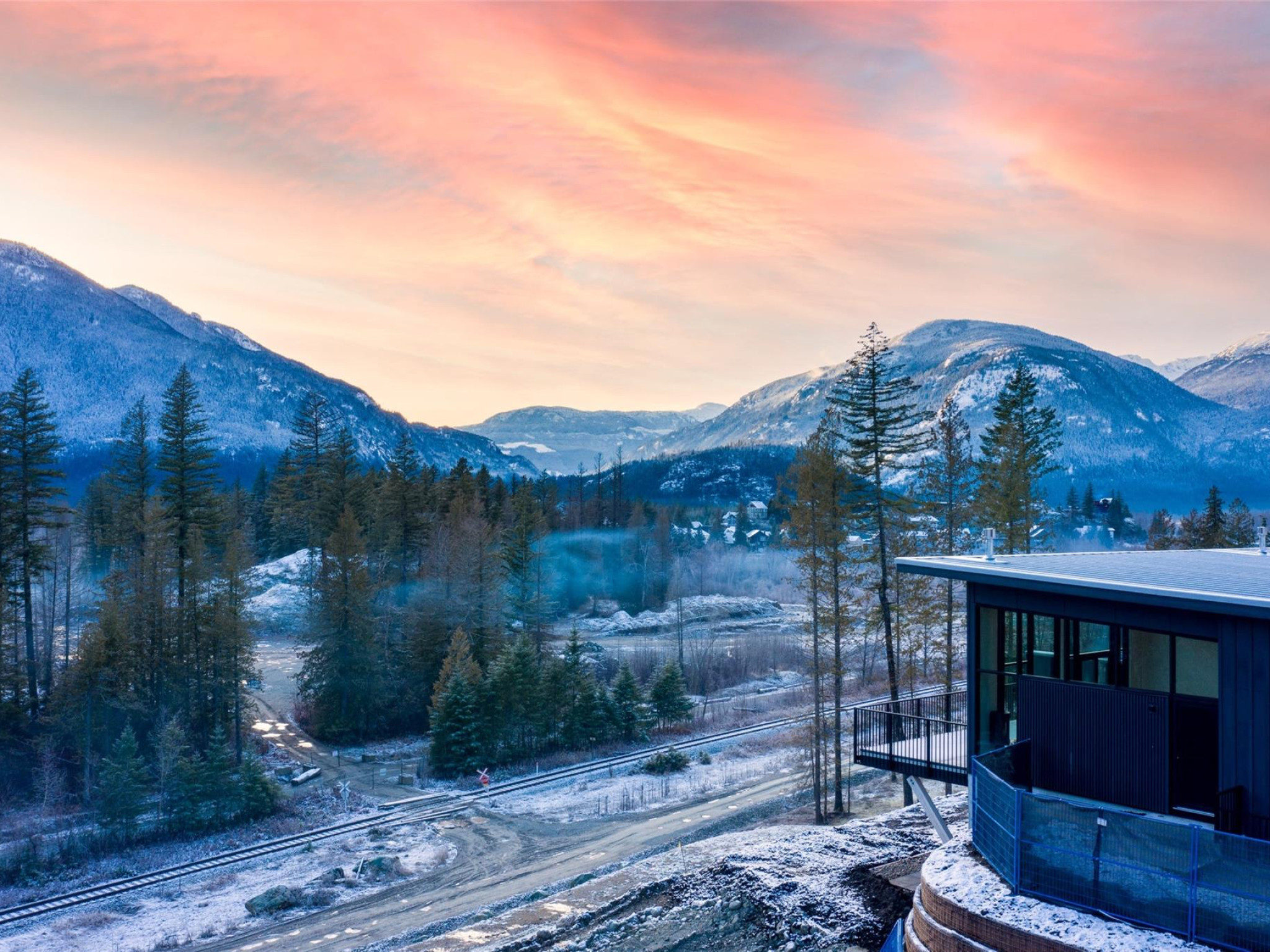 28-4000 Sunstone Way image 25