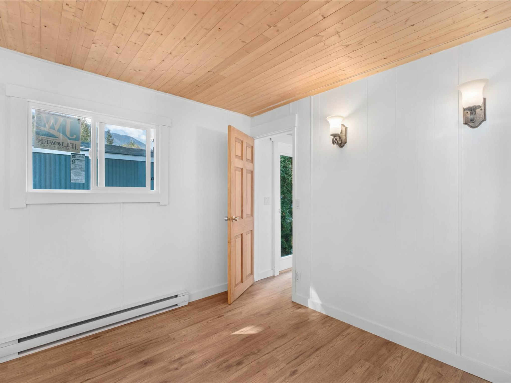 25-7370 Highway 99 image 13