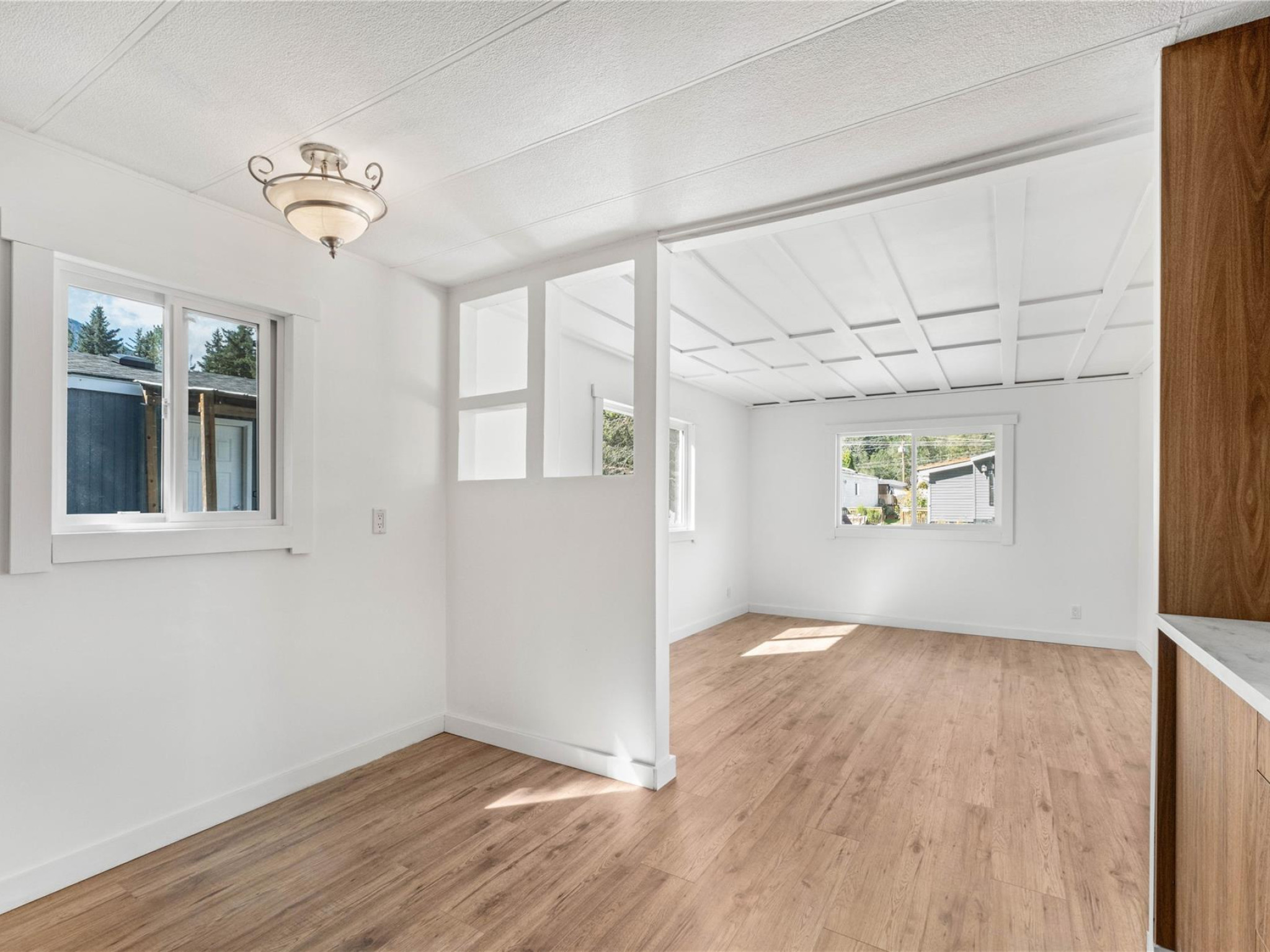 25-7370 Highway 99 image 16