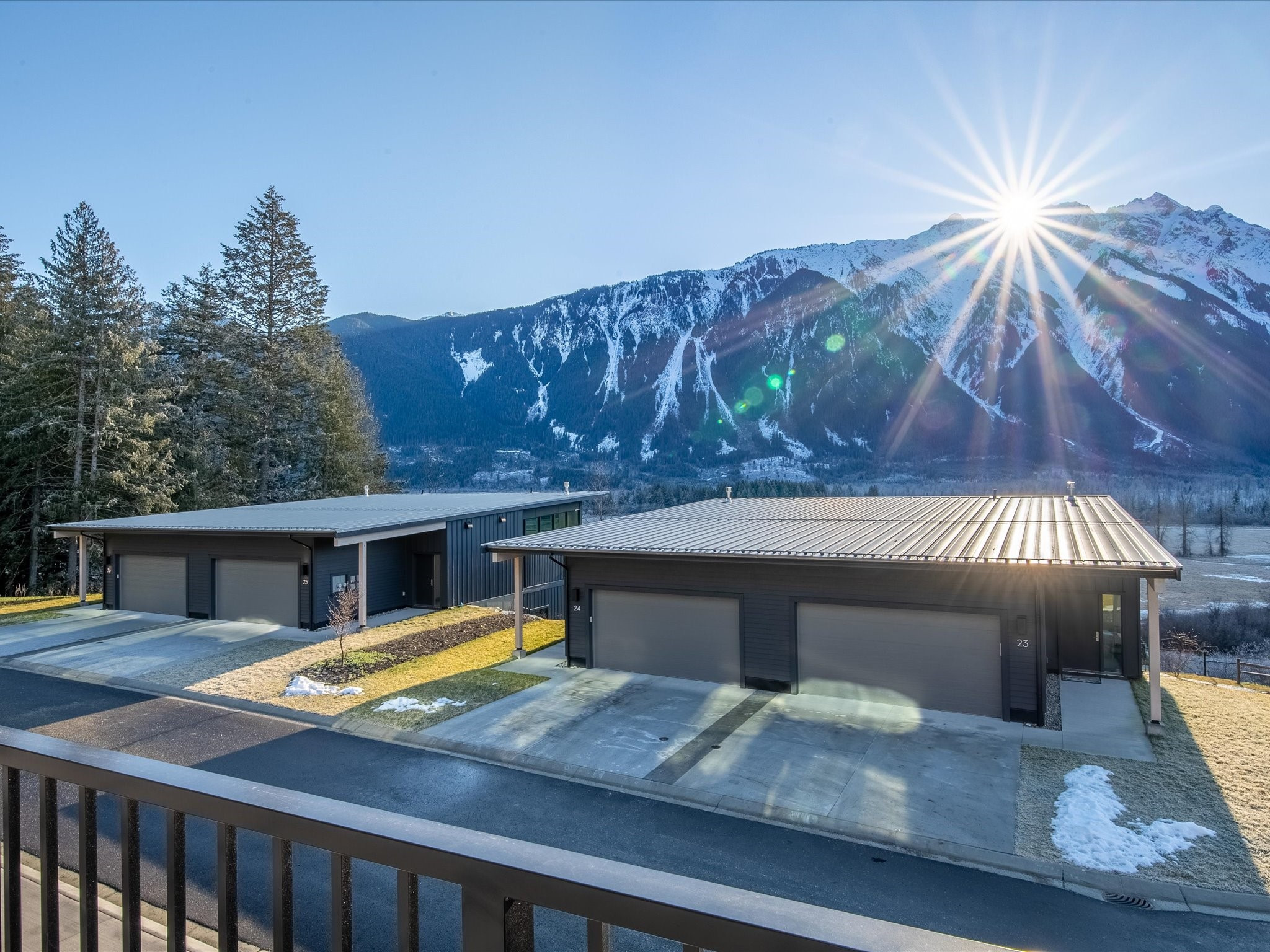 29-4000 Sunstone Way image 7