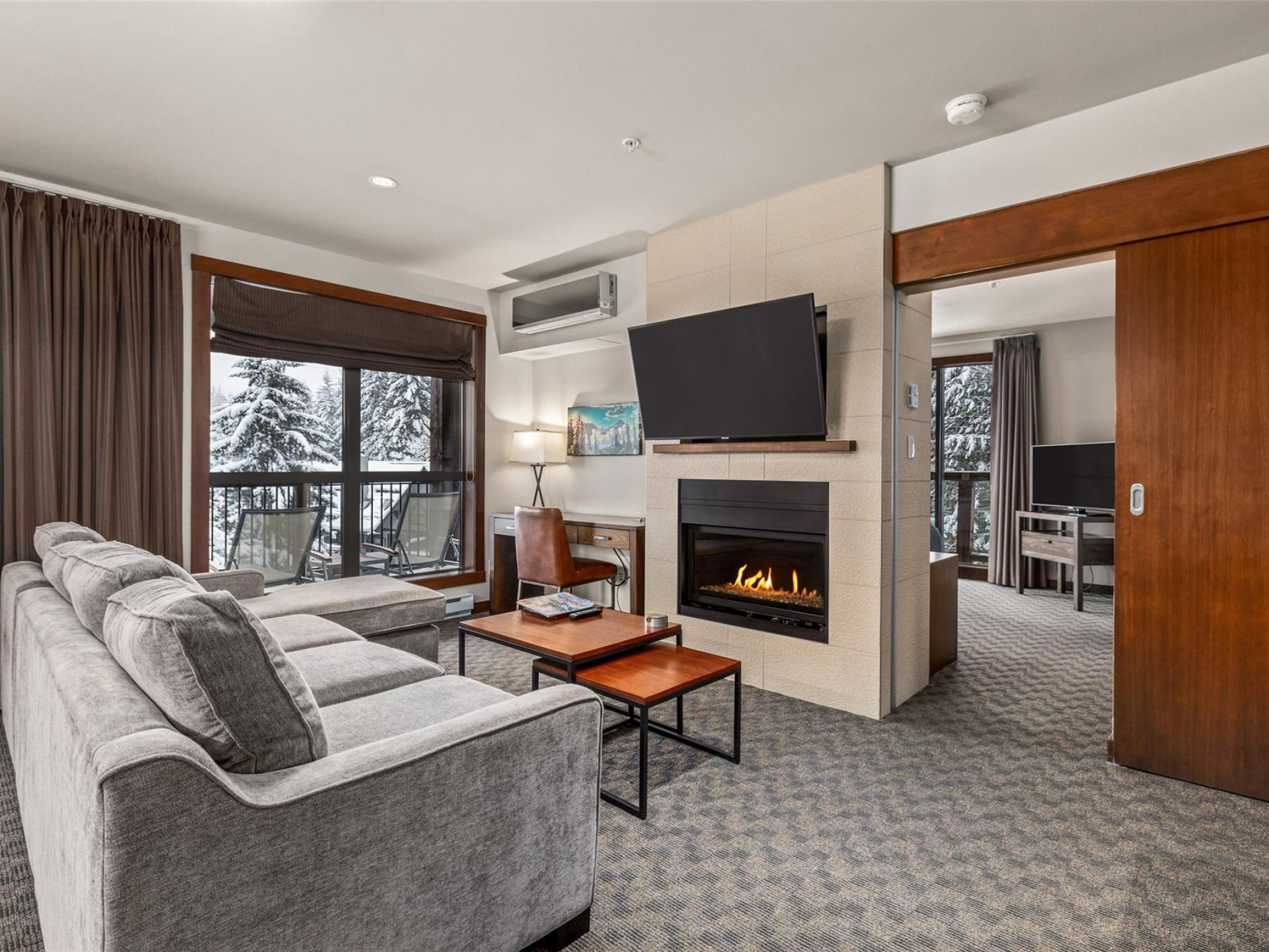 309B-2020 London Lane image 1