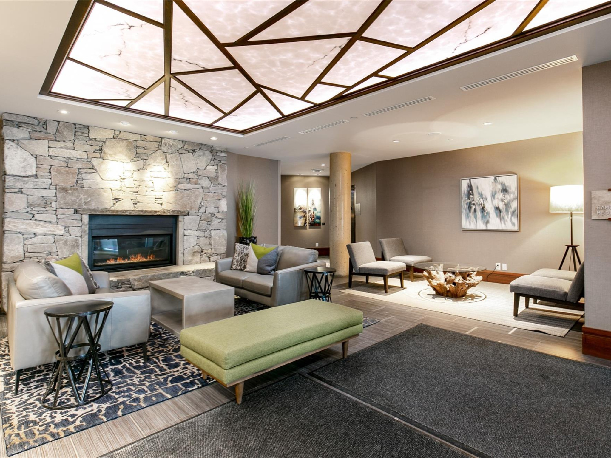 309B-2020 London Lane image 37