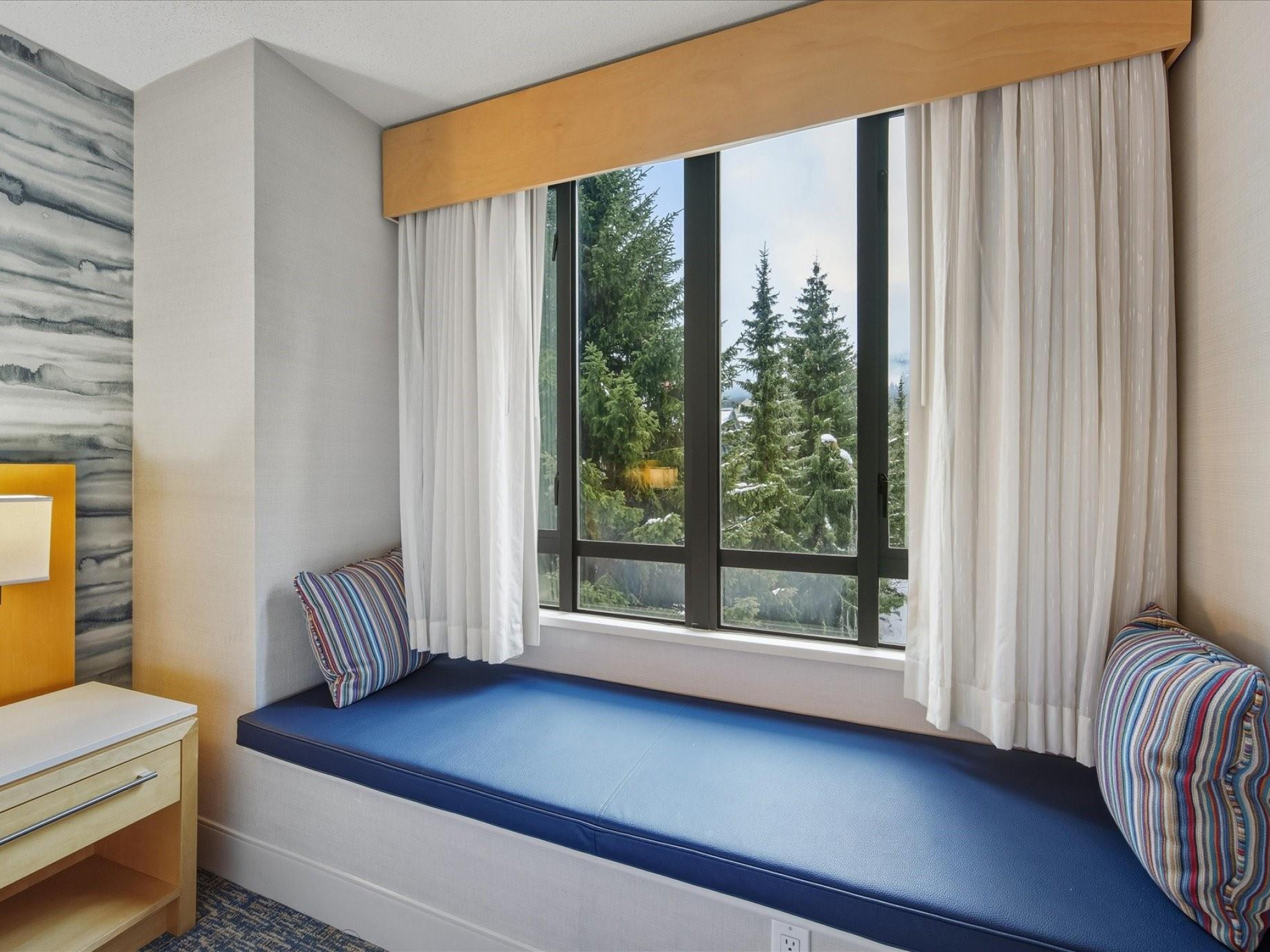 1409-4308 Main Street image 15