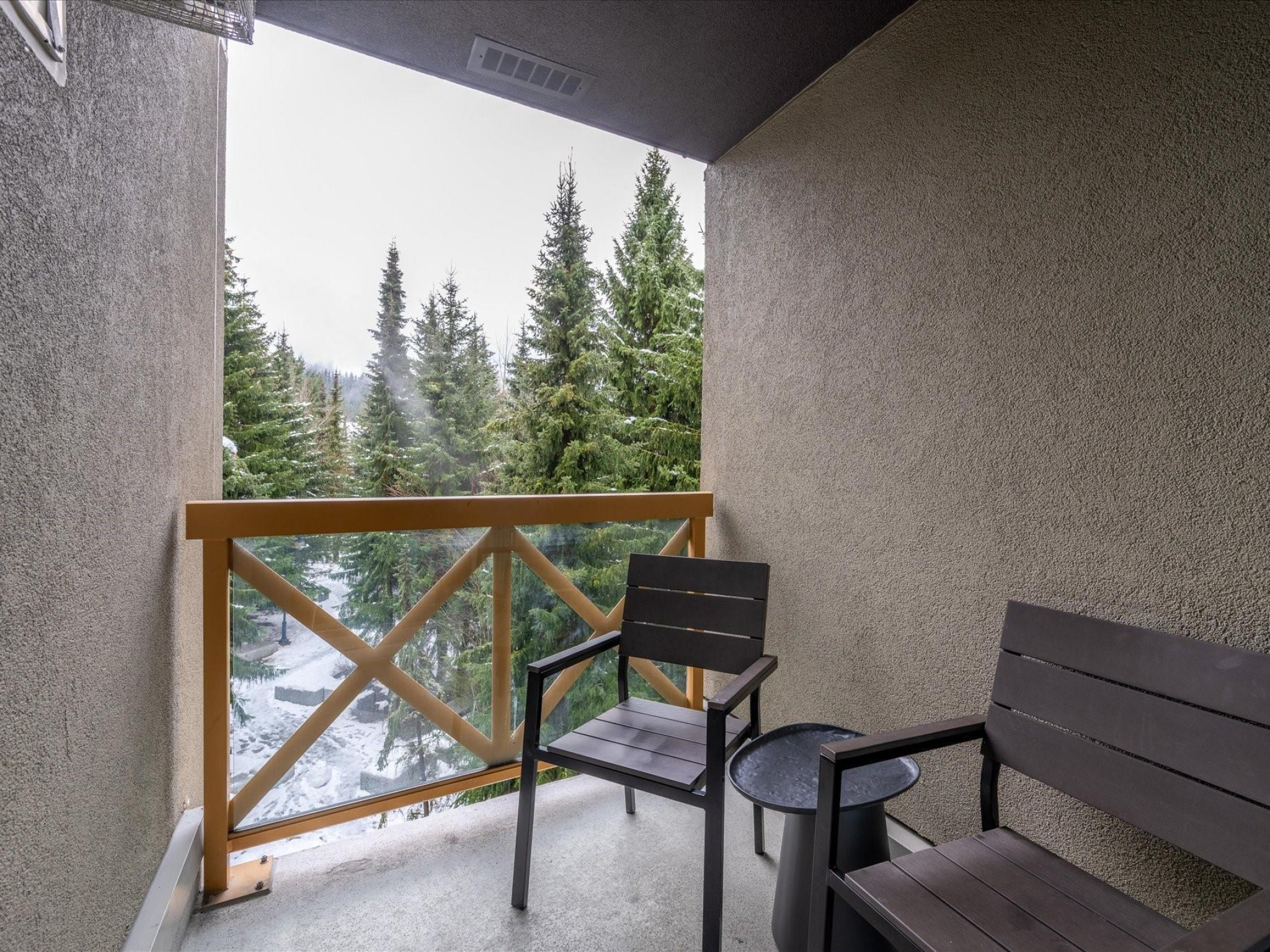 1409-4308 Main Street image 6