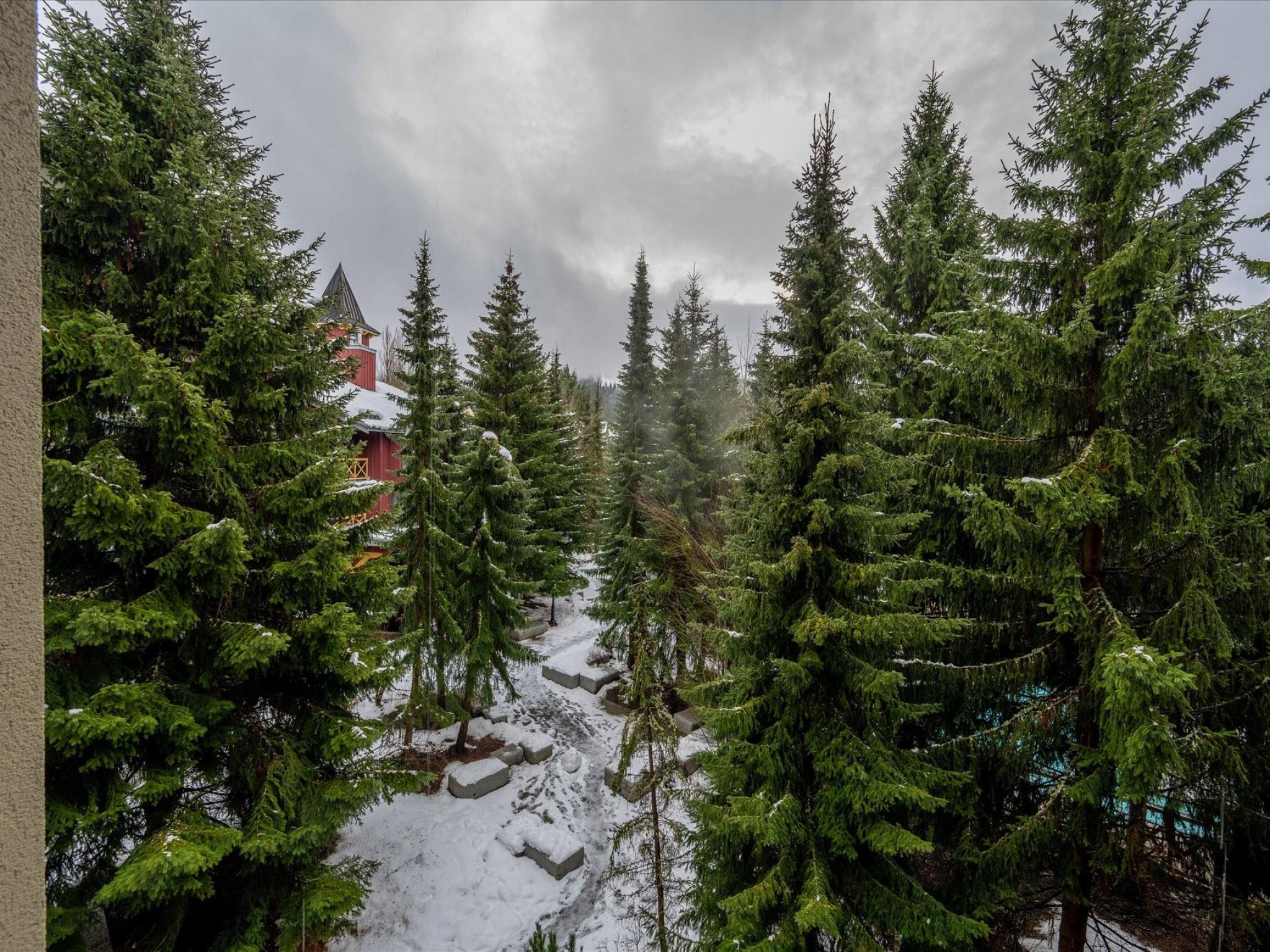 1409-4308 Main Street image 7