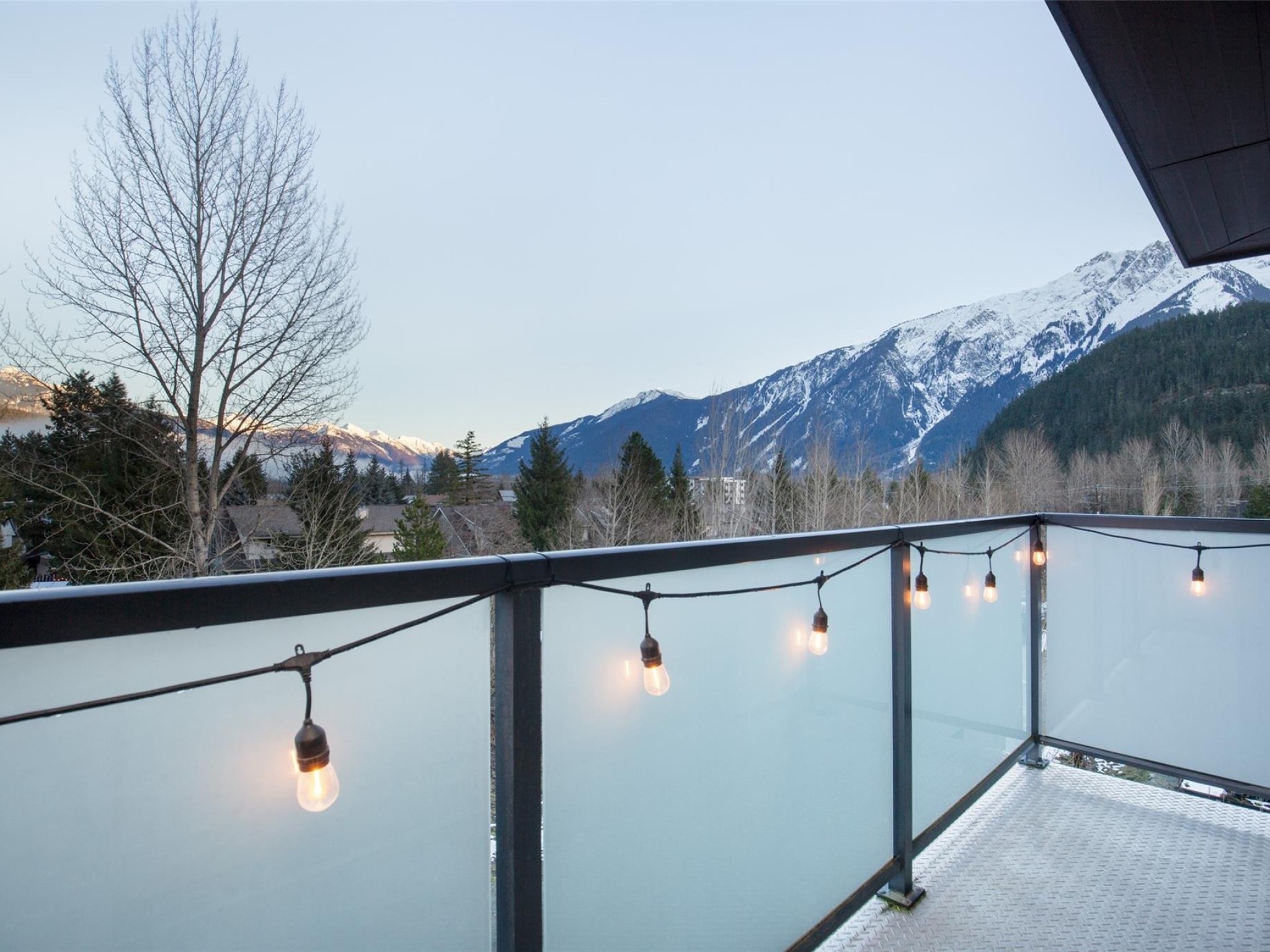 313-7350 Crabapple Court image 9