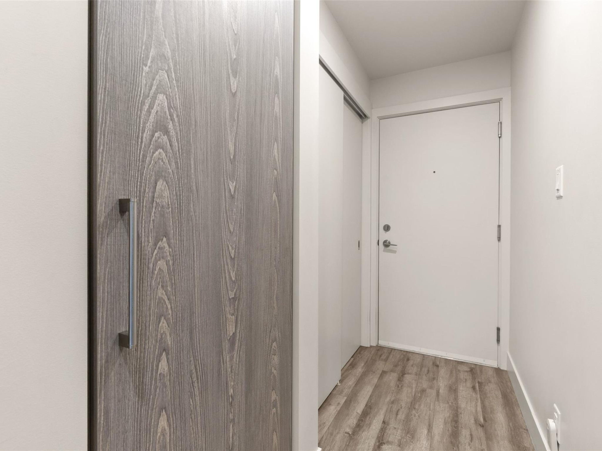 313-7350 Crabapple Court image 14