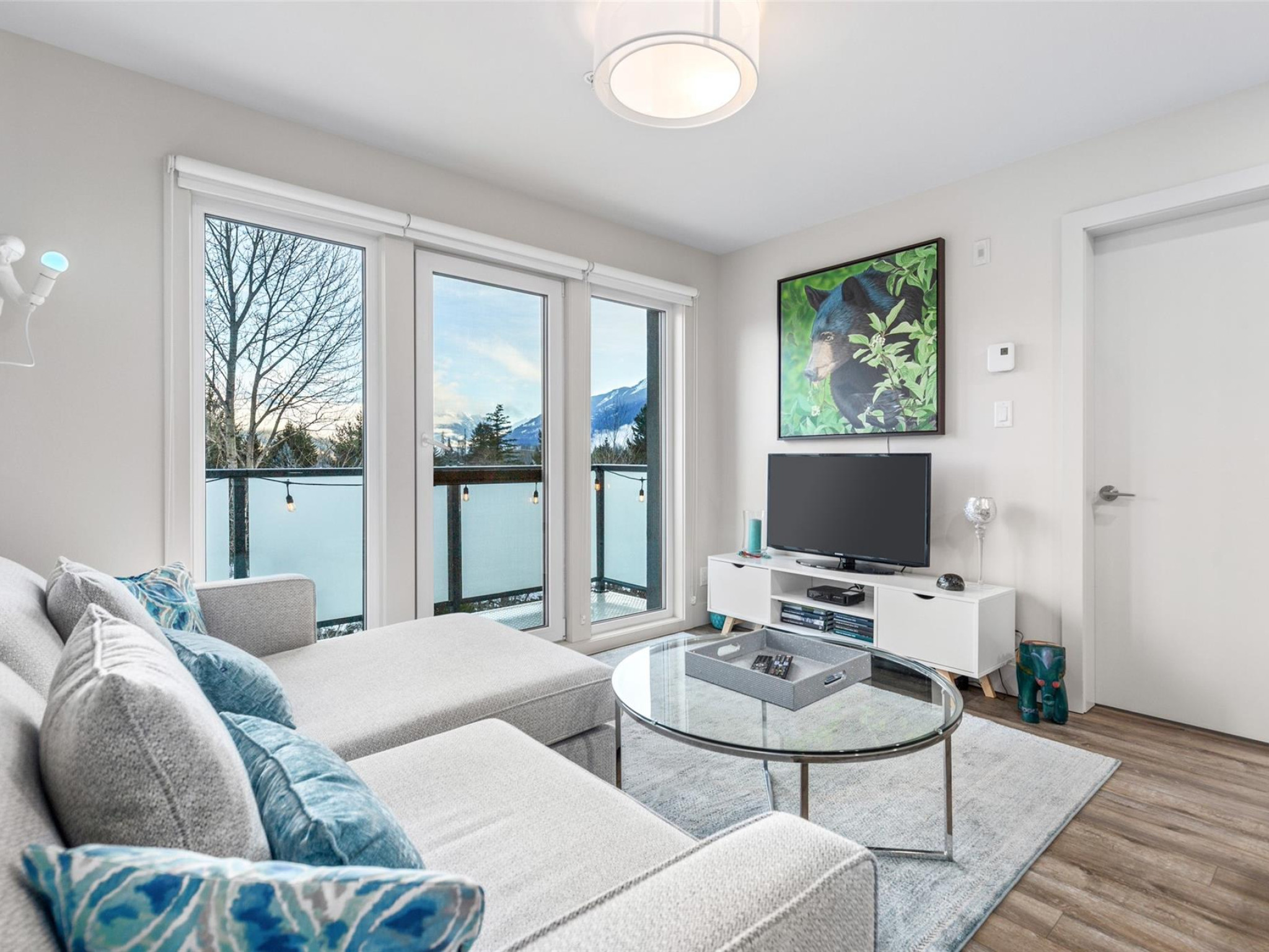 313-7350 Crabapple Court image 1