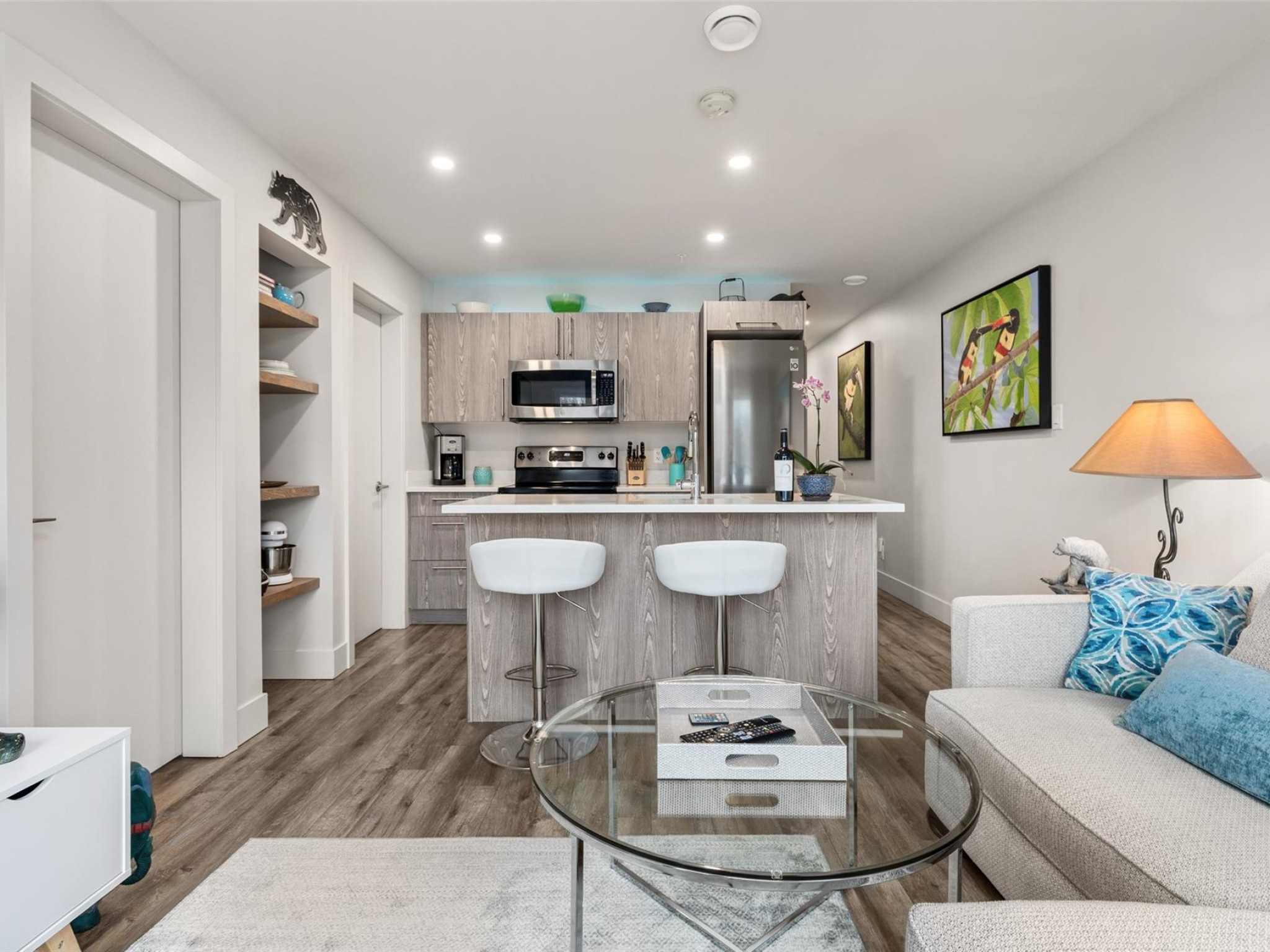 313-7350 Crabapple Court image 6