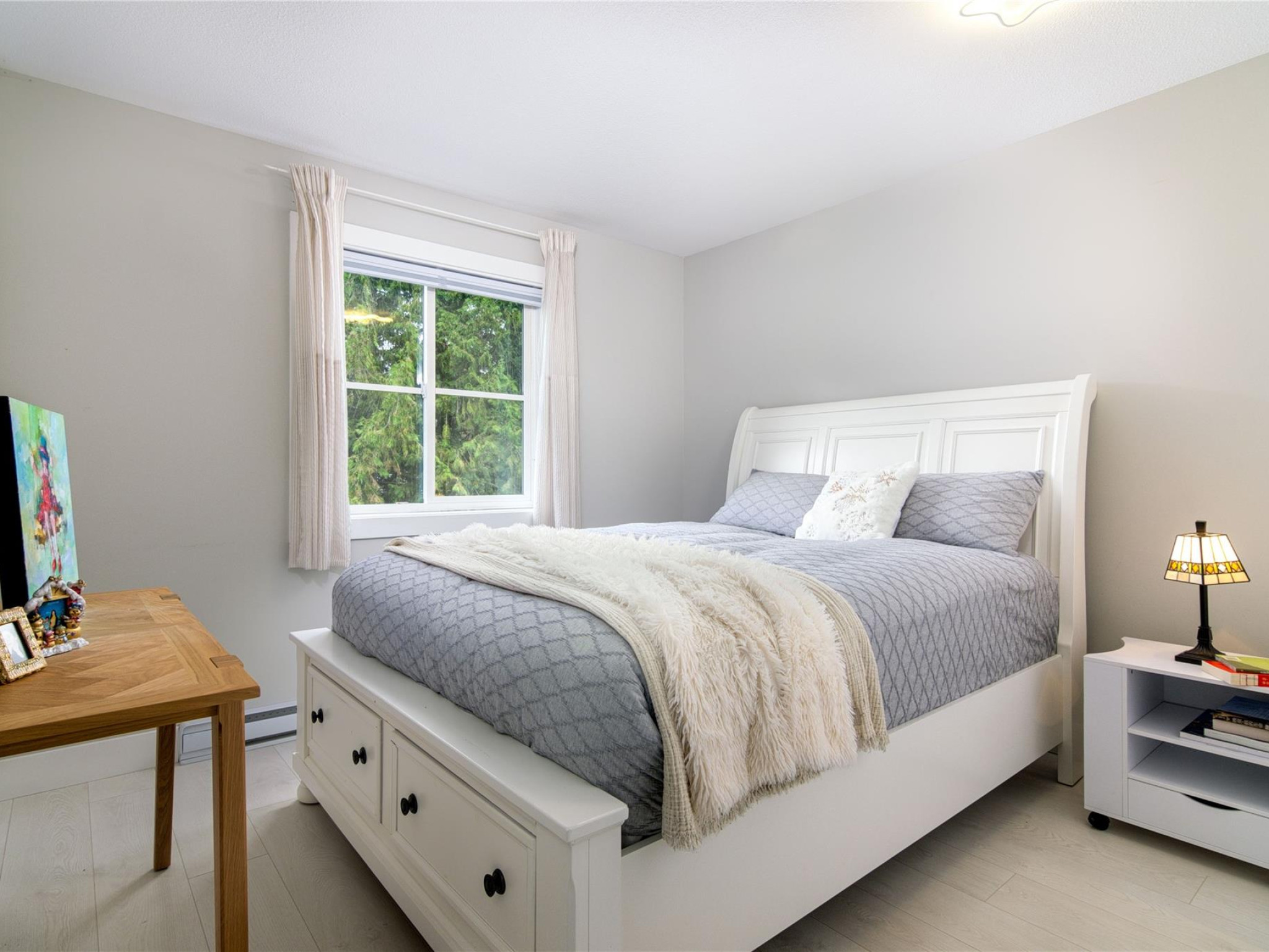 317-2222 Castle Drive image 9