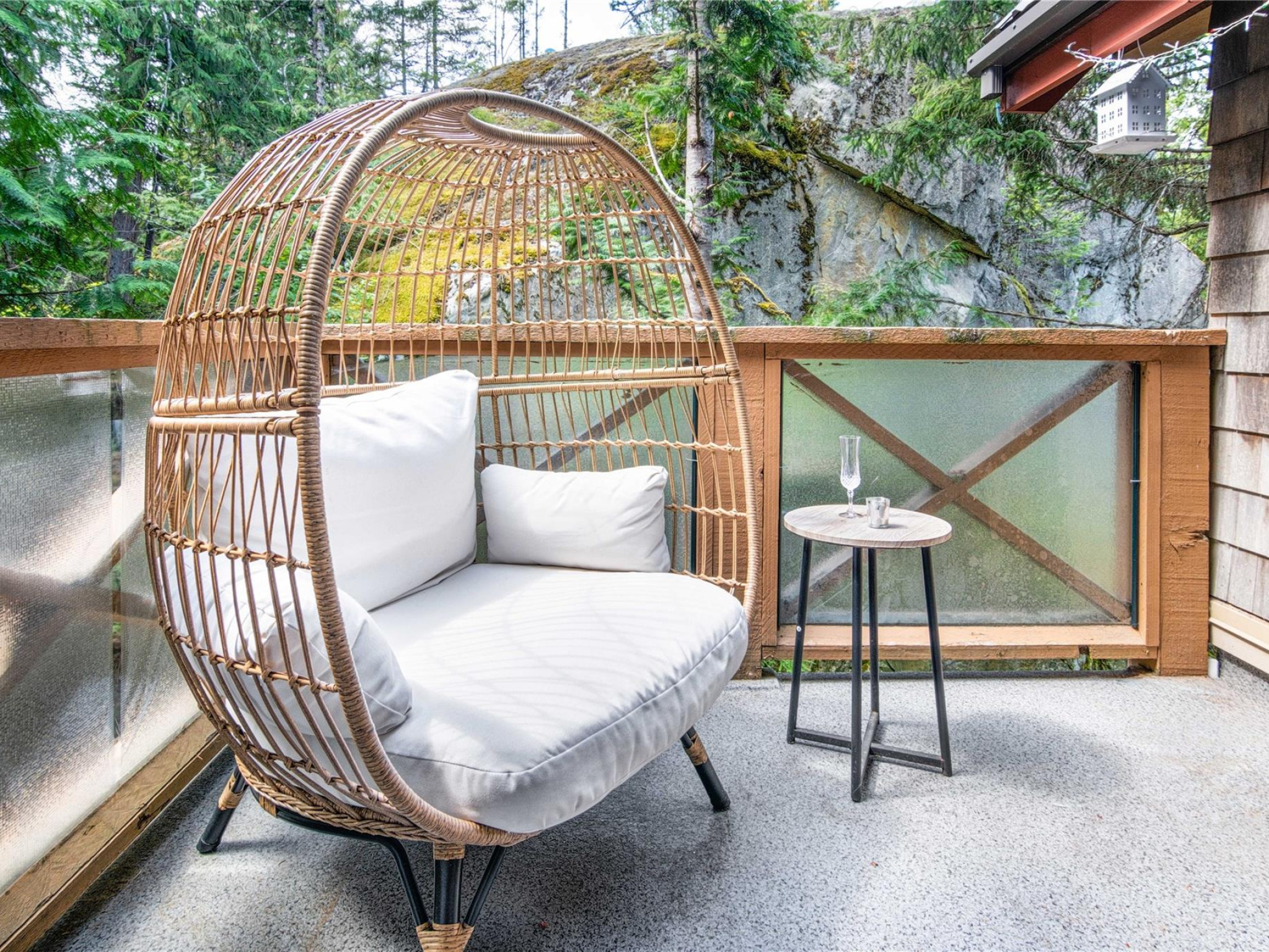 317-2222 Castle Drive image 6