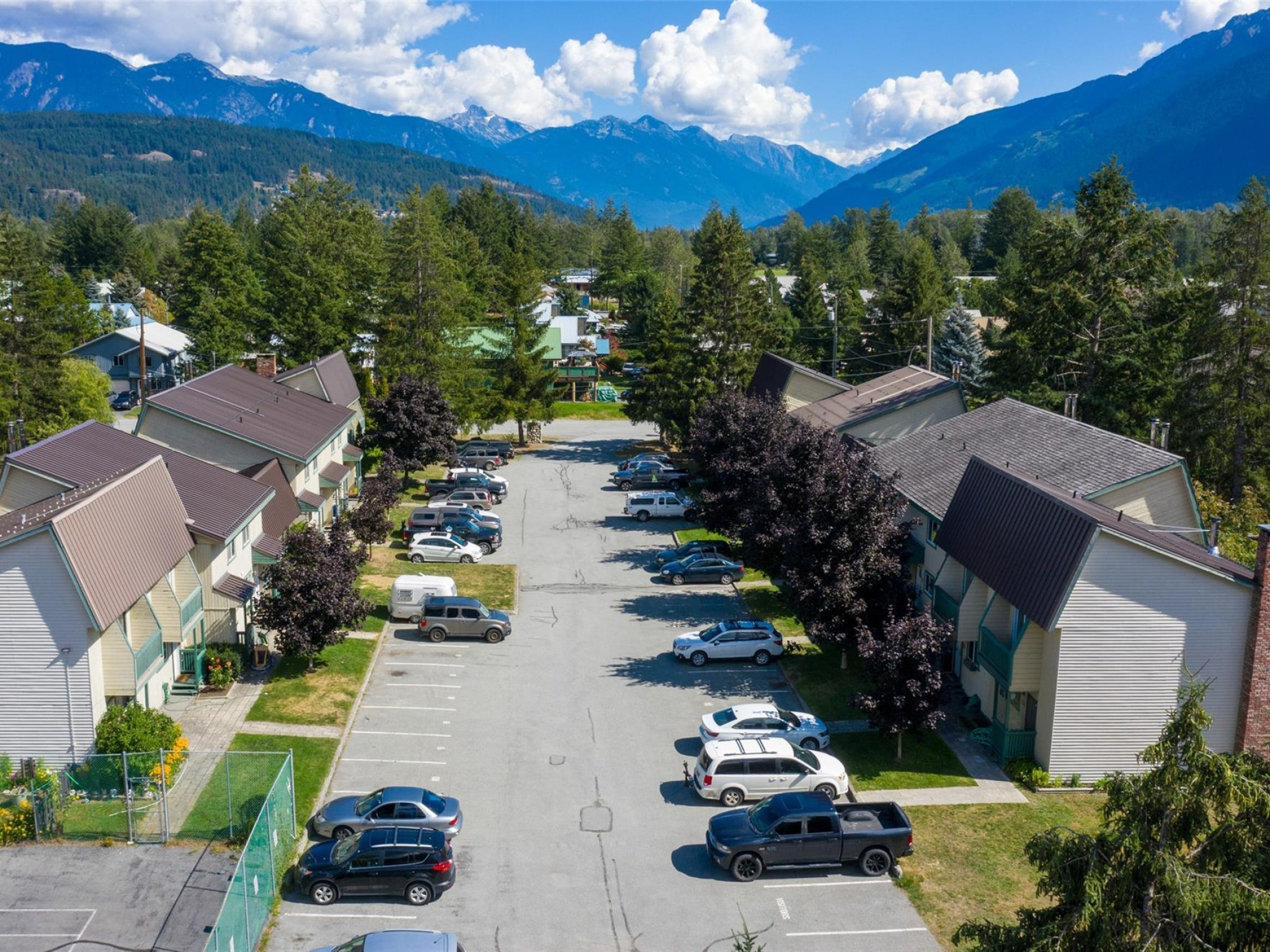 15-1470 Laurel Street image 28