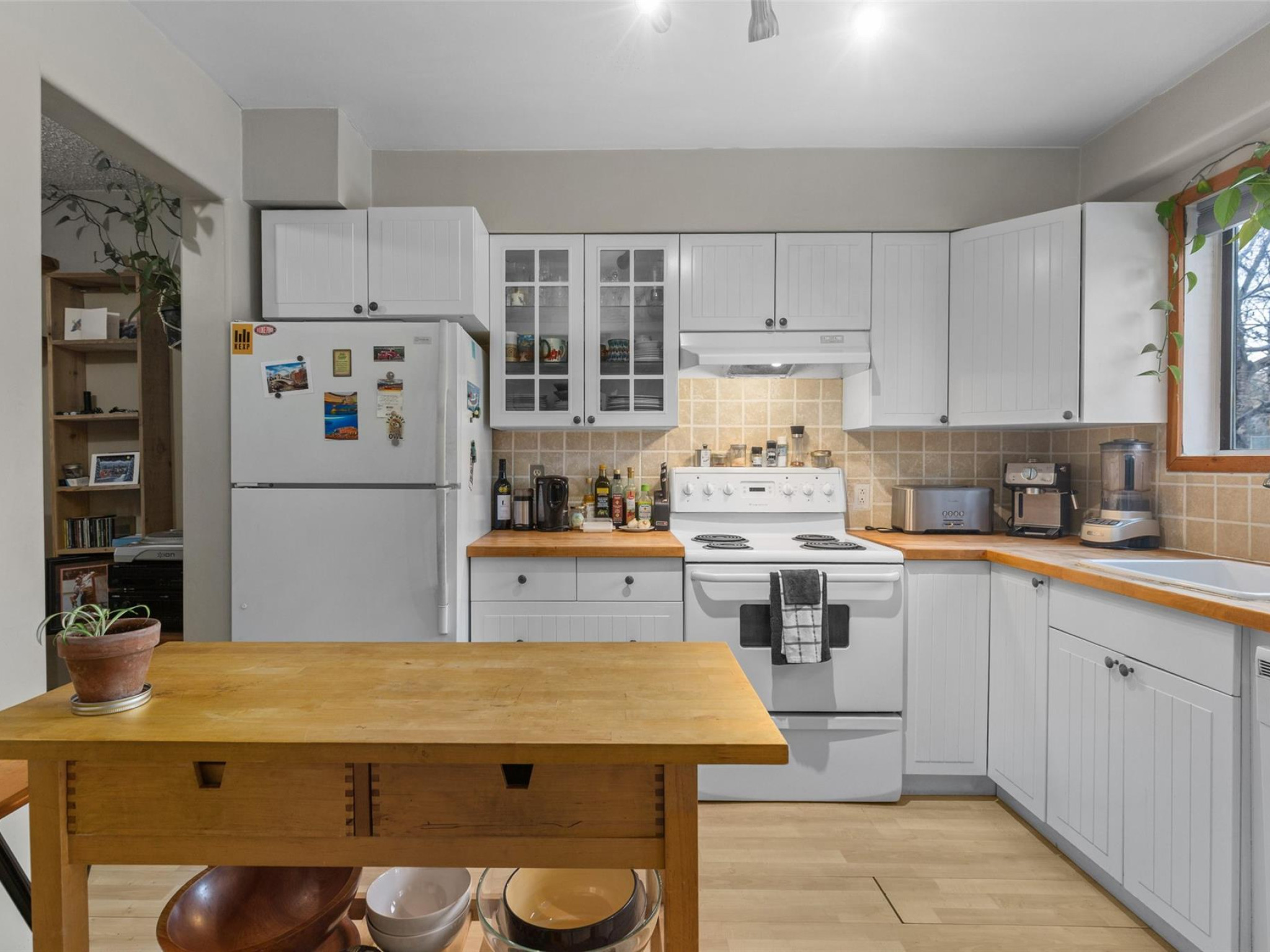 15-1470 Laurel Street image 7