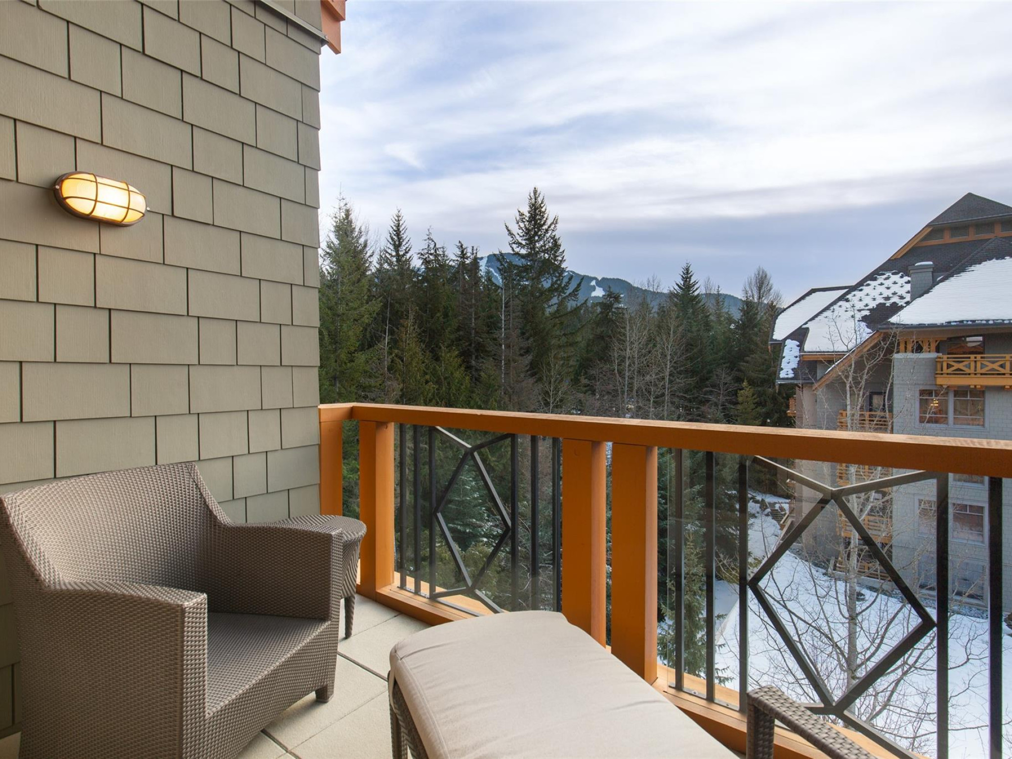 52-4617 Blackcomb Way image 32