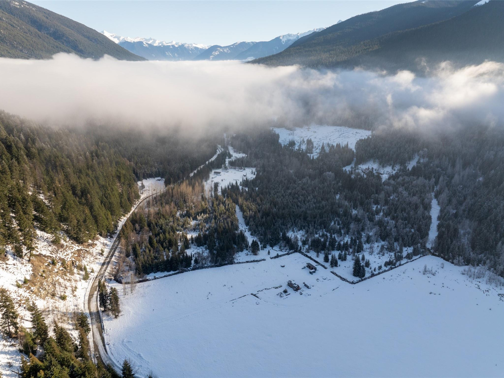 2730 Blackwater Road image 1