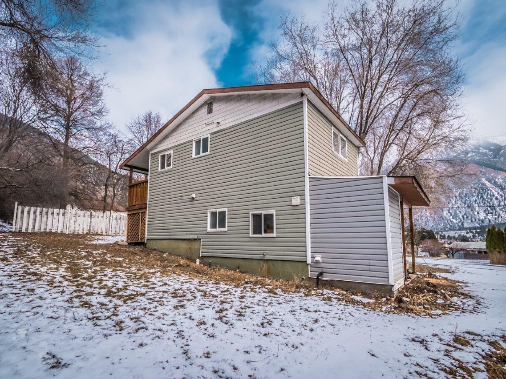 771 Foster Drive image 18