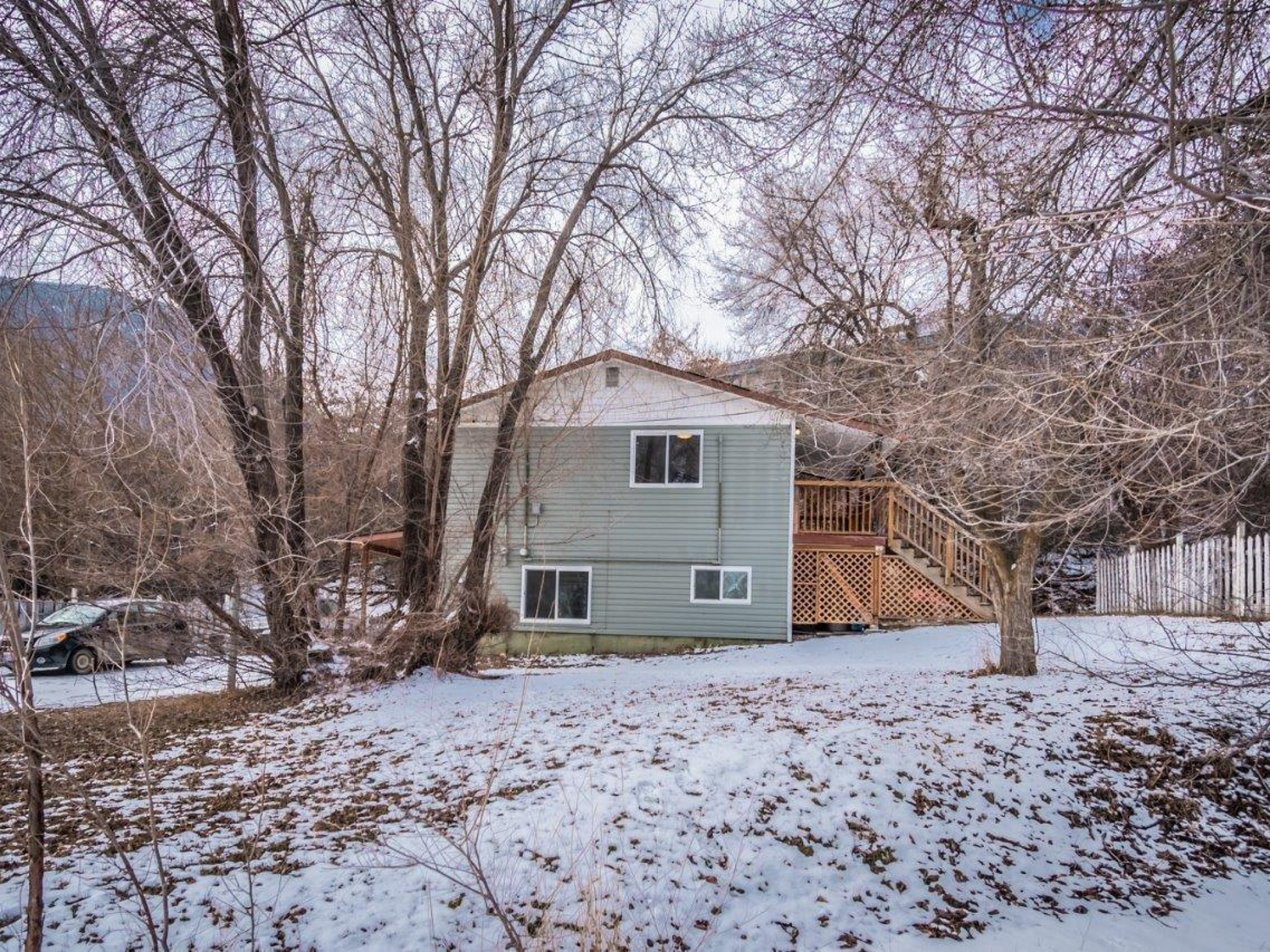 771 Foster Drive image 19