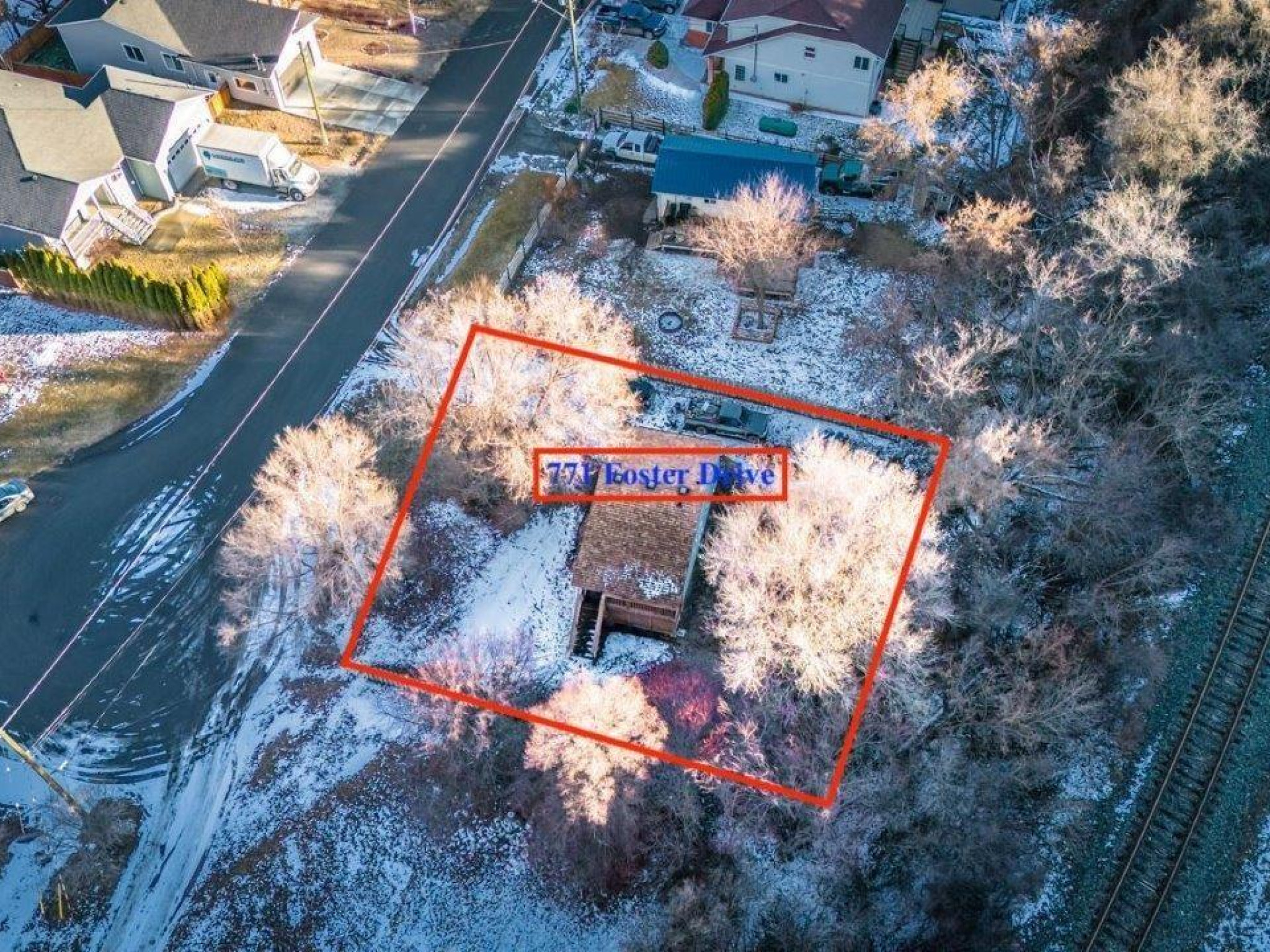 771 Foster Drive image 28