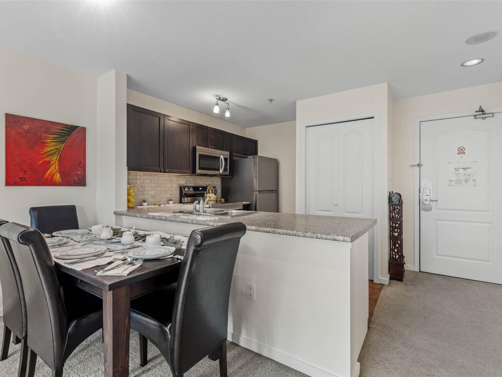 203-4314 Main Street image 5