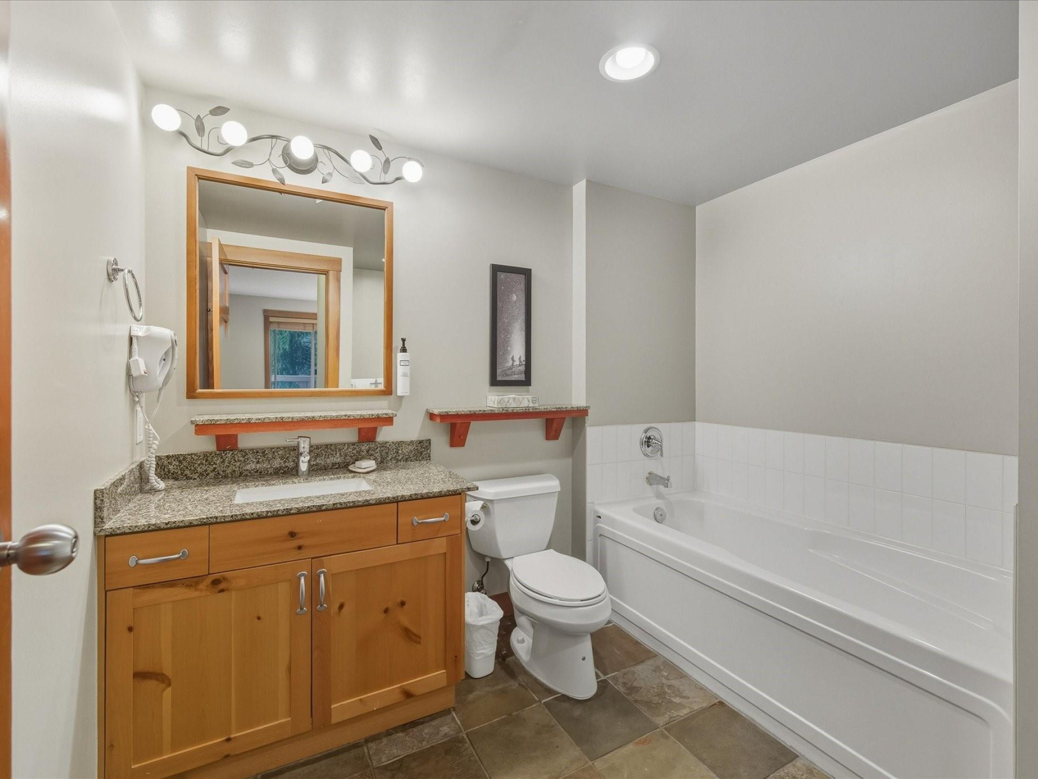 326D-2036 London Lane image 21