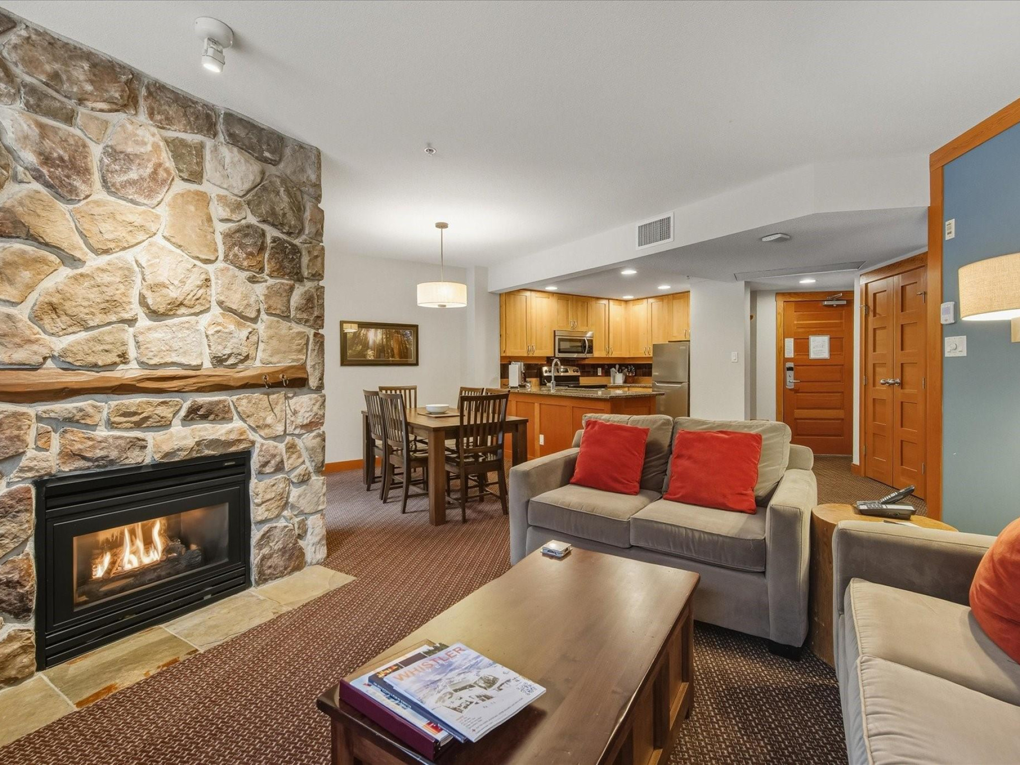 326D-2036 London Lane image 4