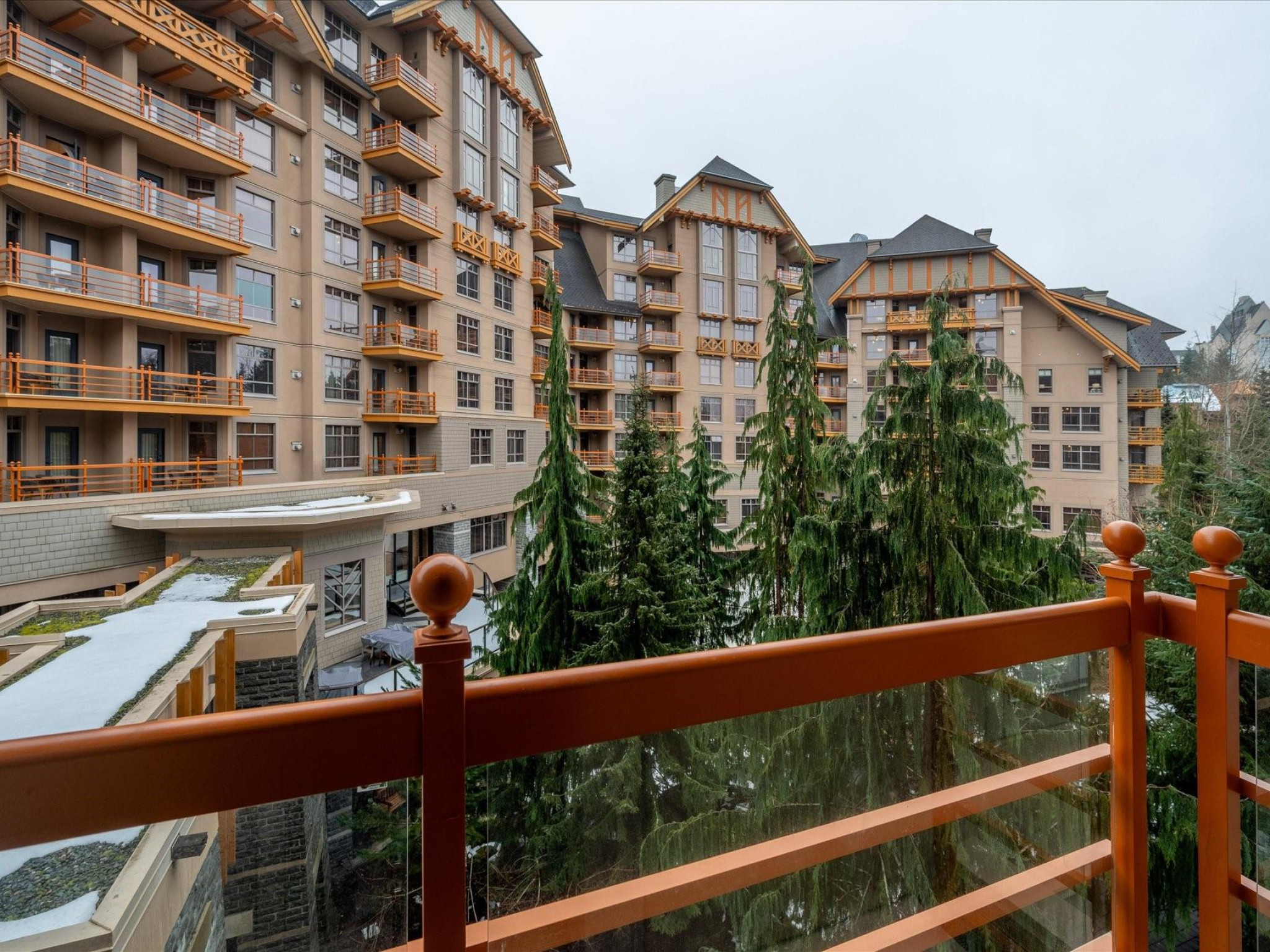 454-4591 Blackcomb Way image 18