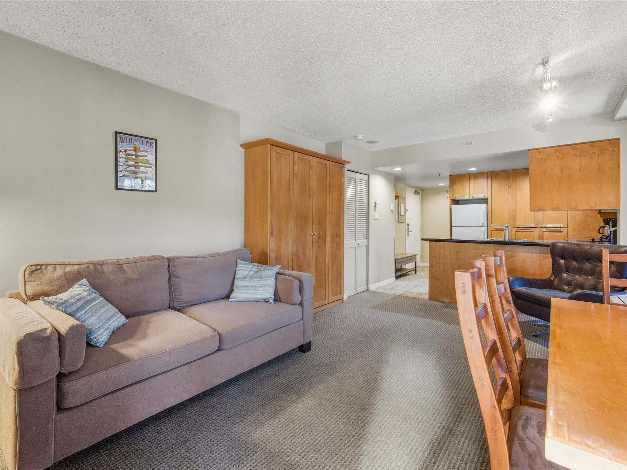 3308-4295 Blackcomb Way image 7