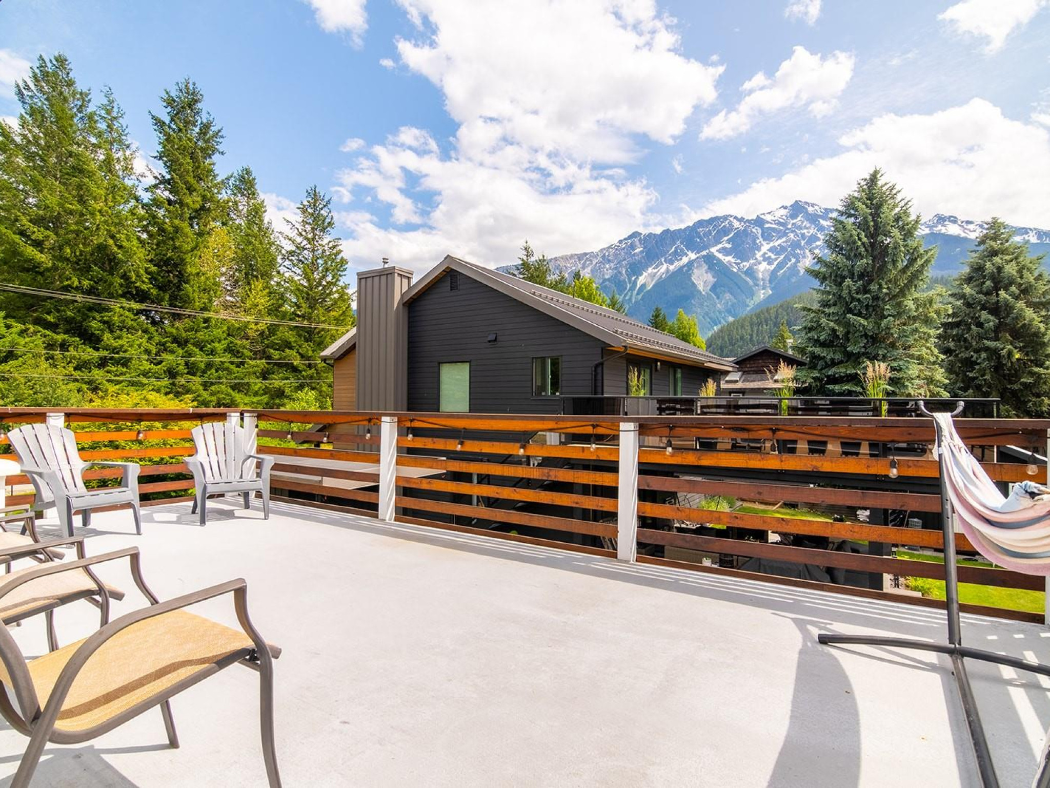 7403 Harrow Road image 9