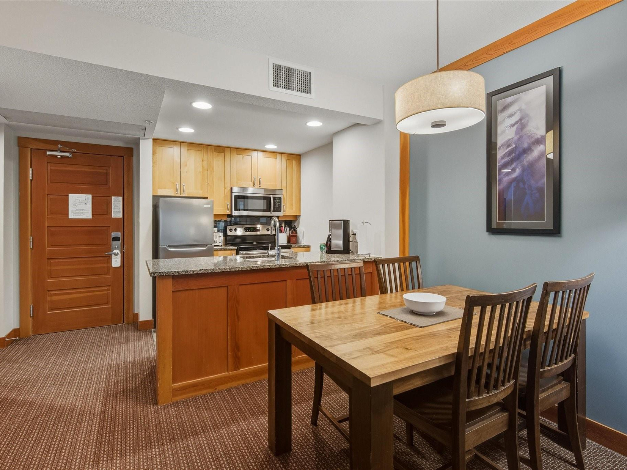 430D-2036 London Lane image 9