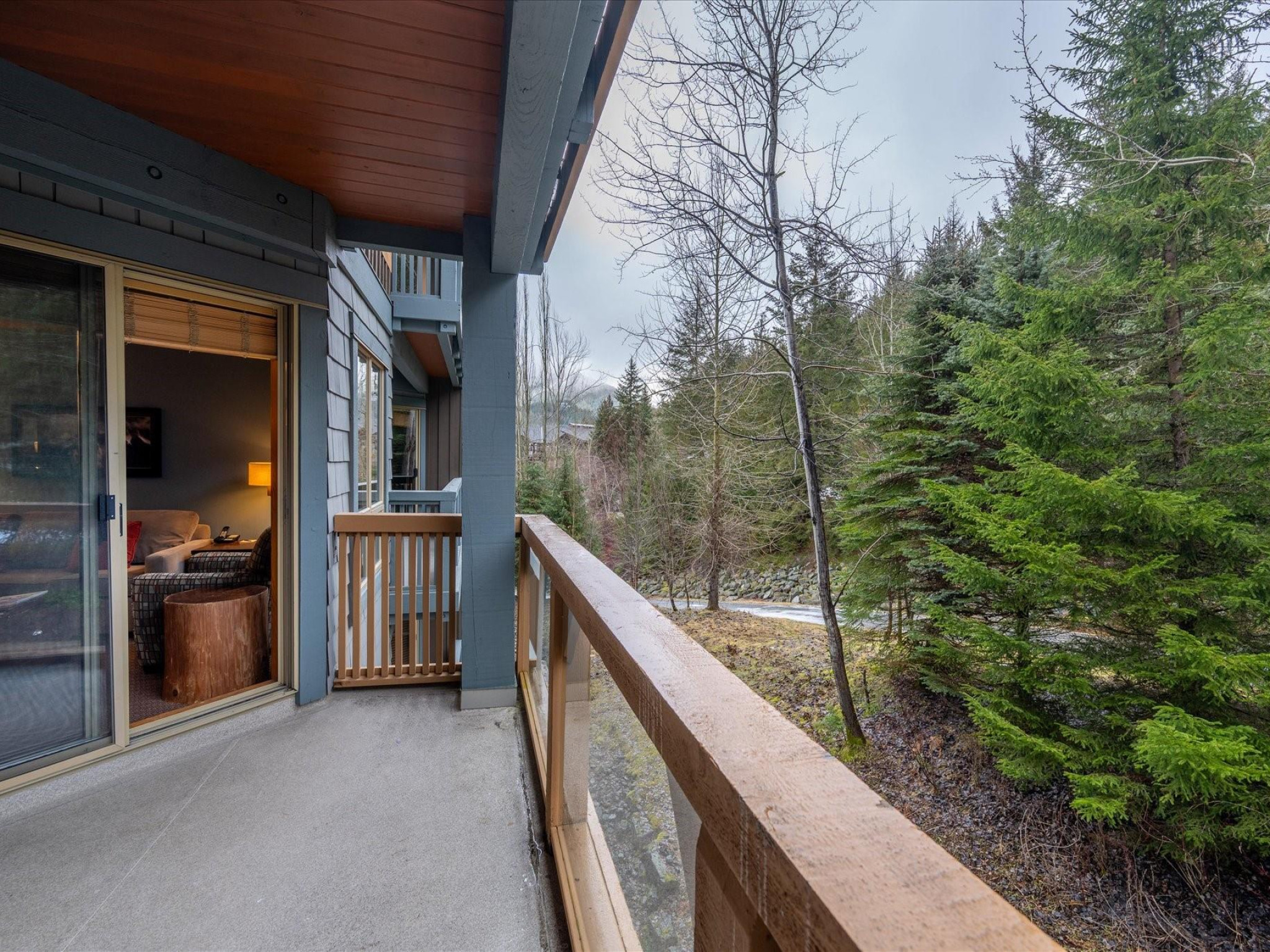 430D-2036 London Lane image 8