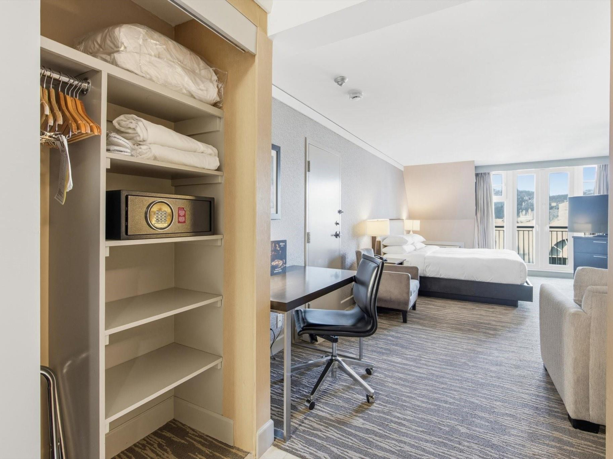 709/711-4050 Whistler Way image 29