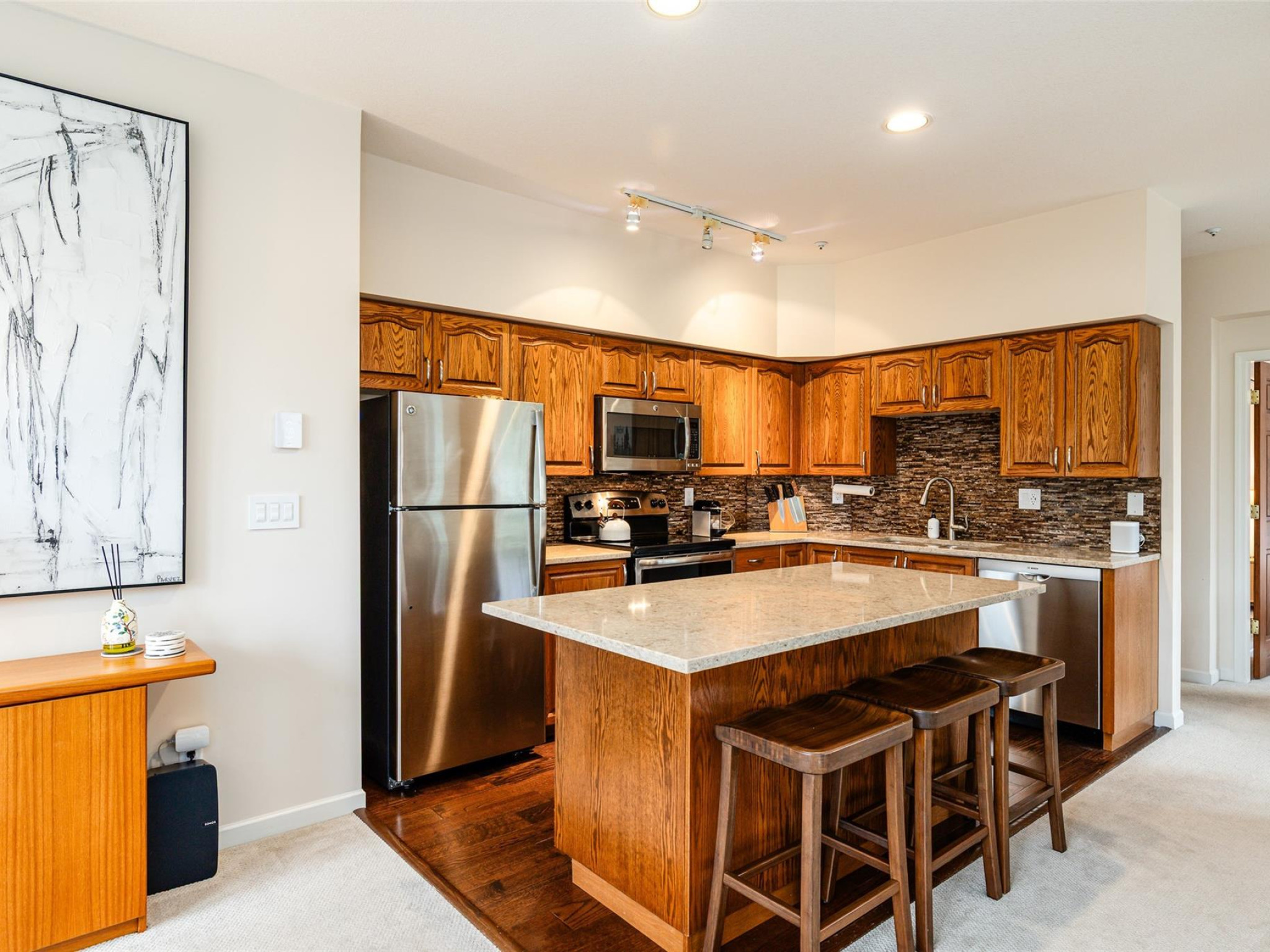 101-3201 Blueberry Drive image 11