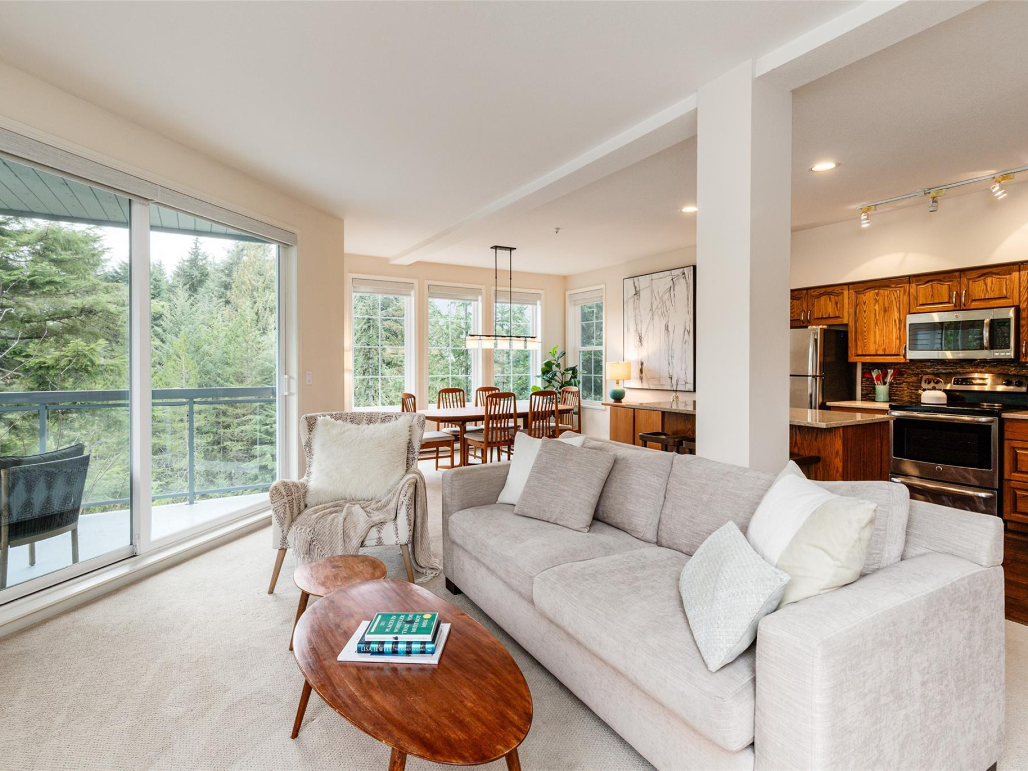 101-3201 Blueberry Drive image 3