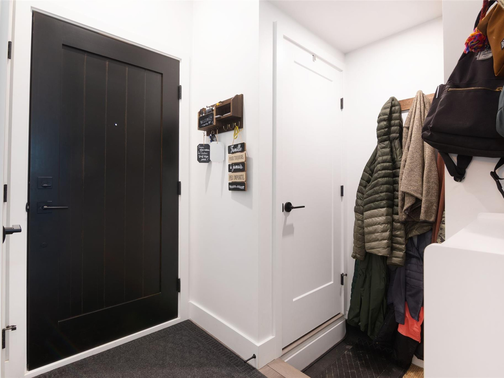 11-7360 Crabapple Court image 9